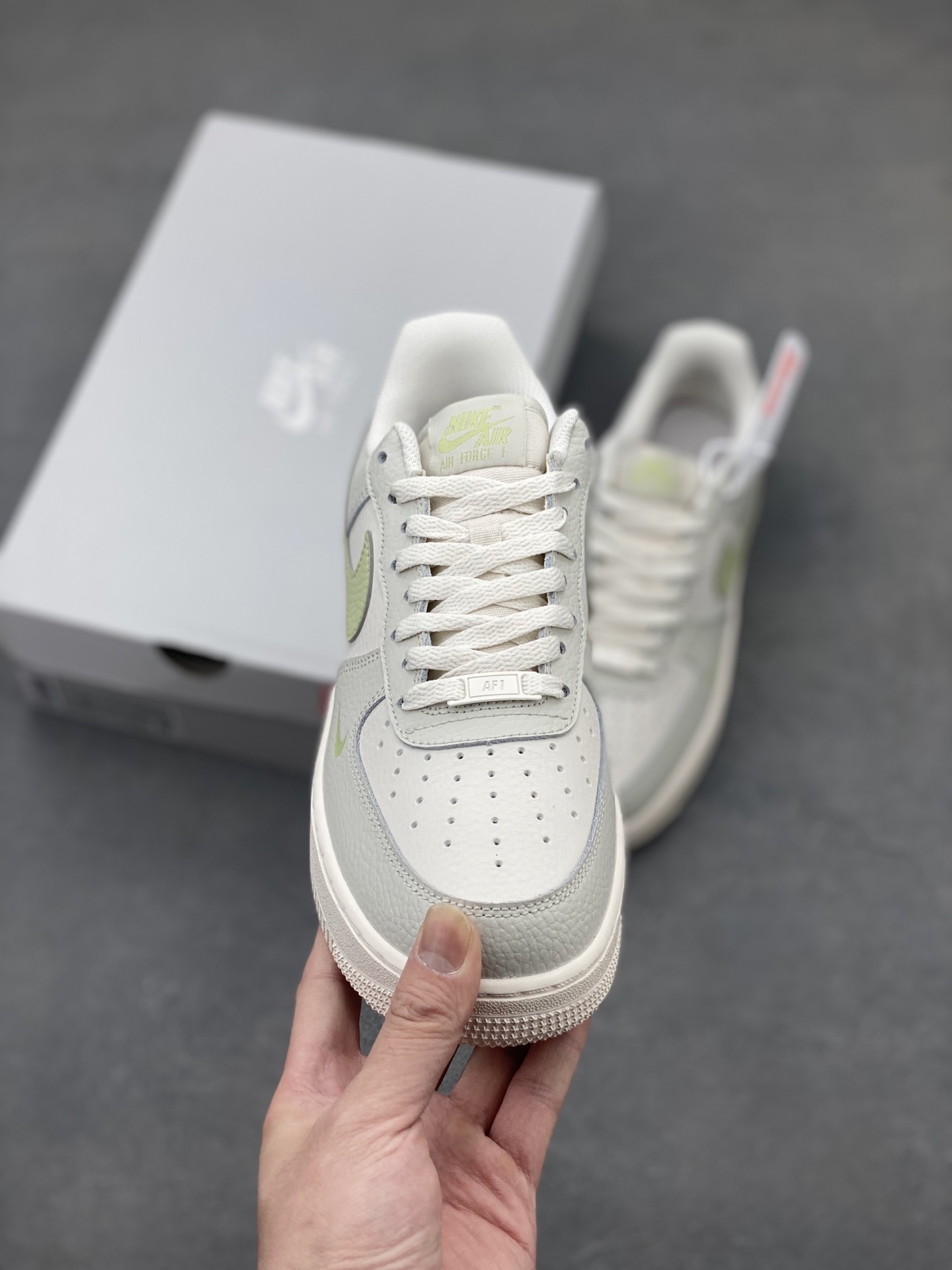 Nike Air Force 1 '07 Low Sneakers - Limited Edition with Full Air Cushion 3 i1747071613847 8461 0 1