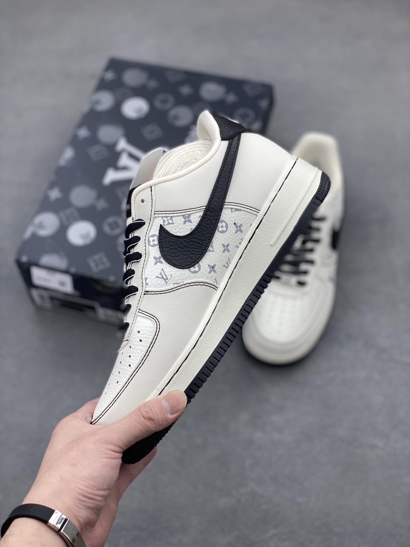 Nike Air Force 1 '07 Low Louis Vuitton Custom Sneakers - Limited Edition 4 i1747071764630 4062 0 2