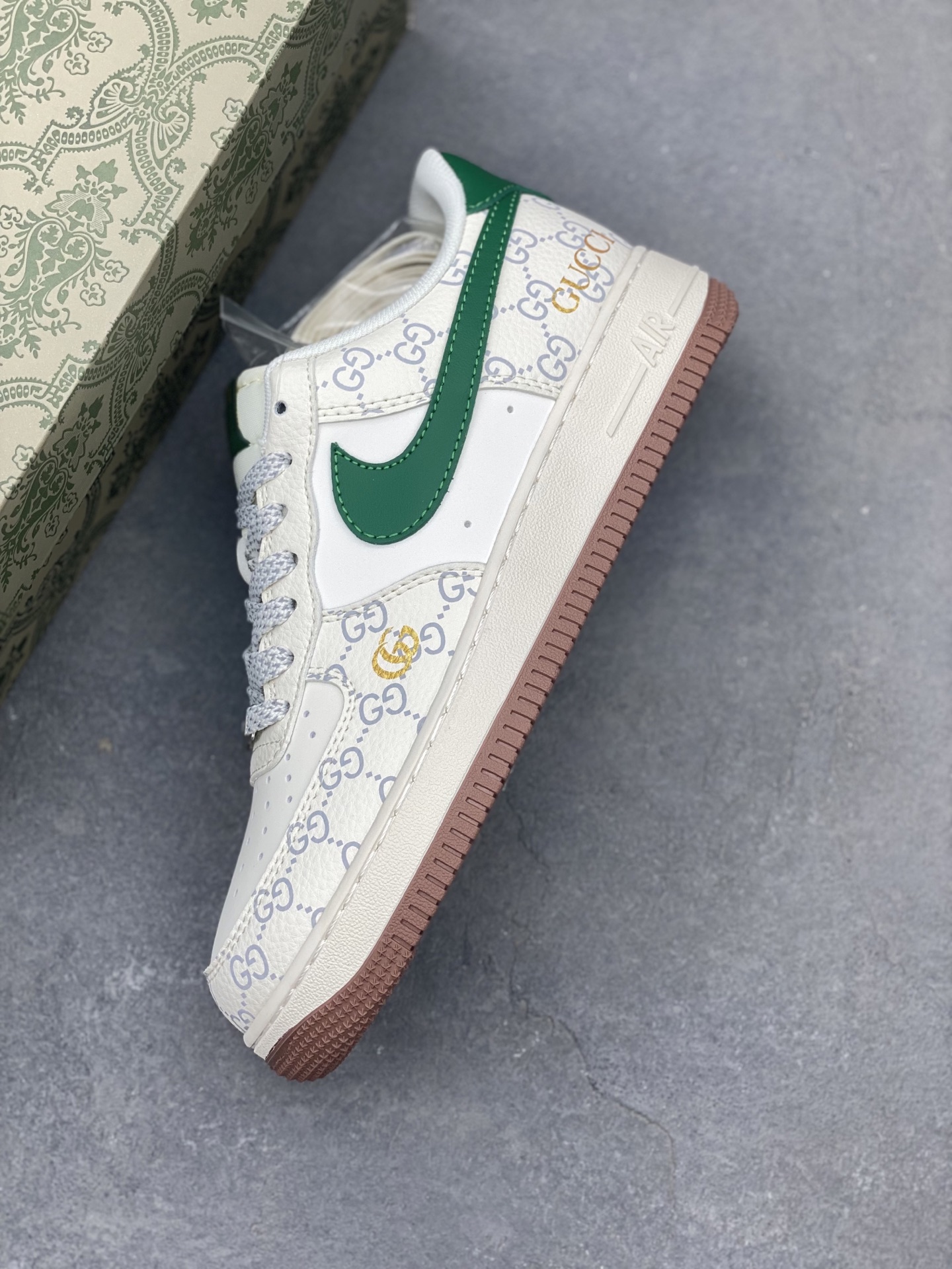 Nike Air Force 1 '07 Low White/Green Custom Sneakers Designer Limited Edition 8 i1747171962820 2300 0 6