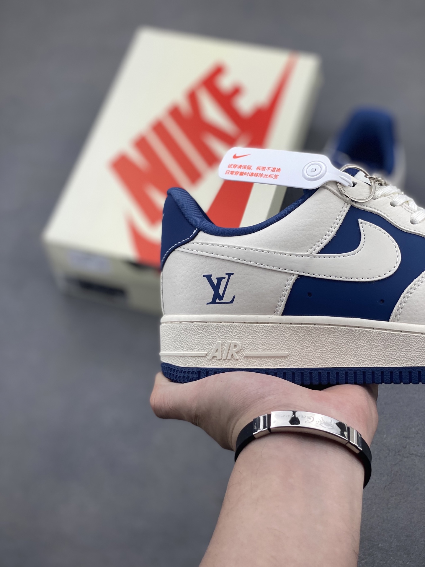 Nike Air Force 1 '07 Low Louis Vuitton Custom Sneakers - Limited Edition 6 i1747172033090 2411 0 4