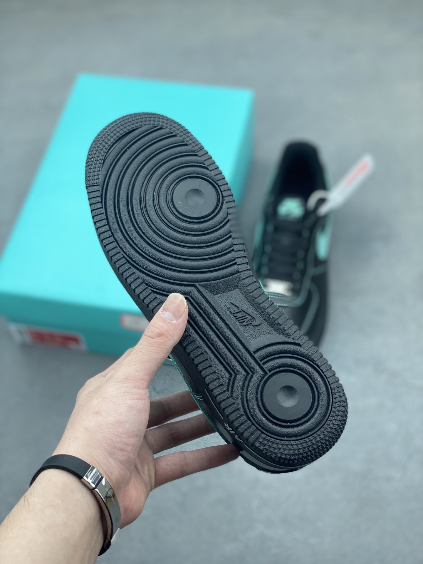 Nike Air Force 1 '07 Low Black/Tiffany Blue Limited Edition Sneakers 7 i1747172221056 7092 0 5
