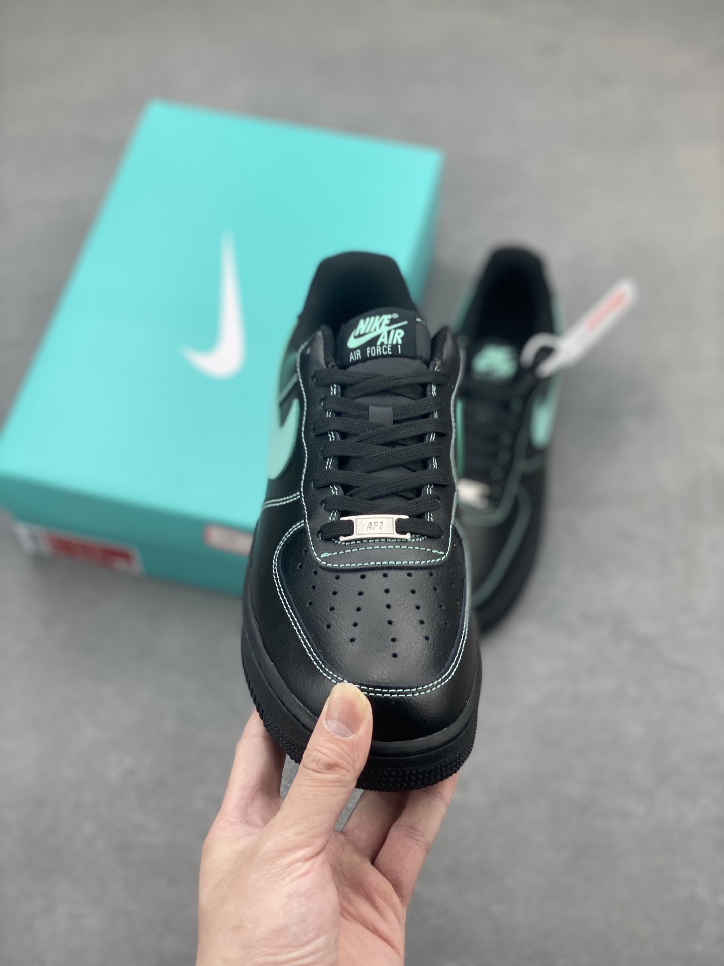 Nike Air Force 1 '07 Low Black/Tiffany Blue Limited Edition Sneakers 3 i1747172221341 8719 0 1