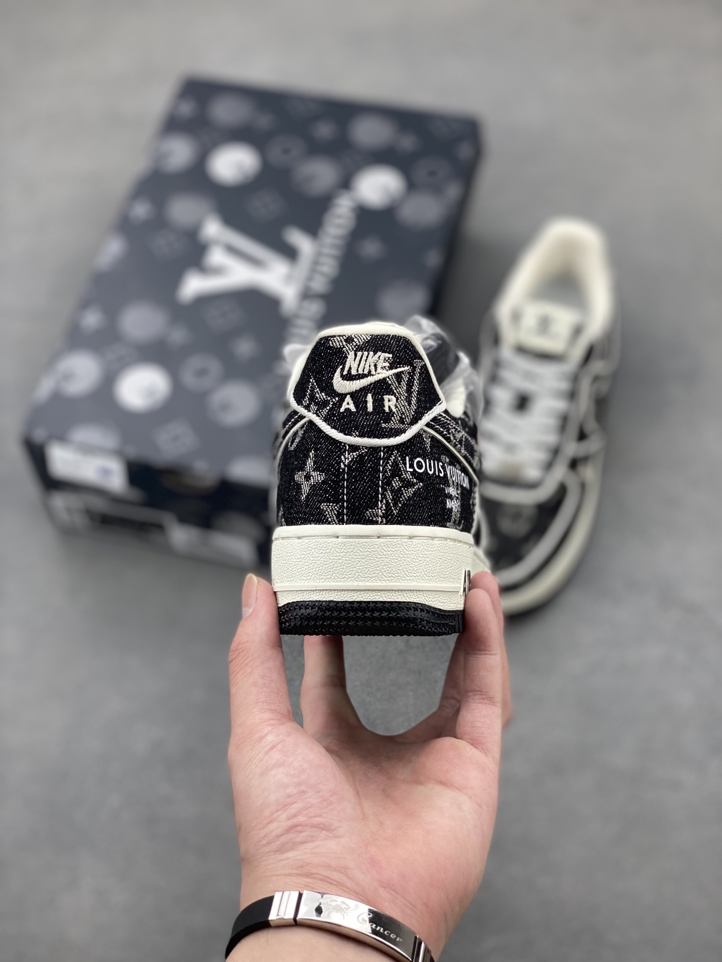 Nike Air Force 1 Low Louis Vuitton Custom Sneakers - Limited Edition 5 i1747246277096 480 0 3