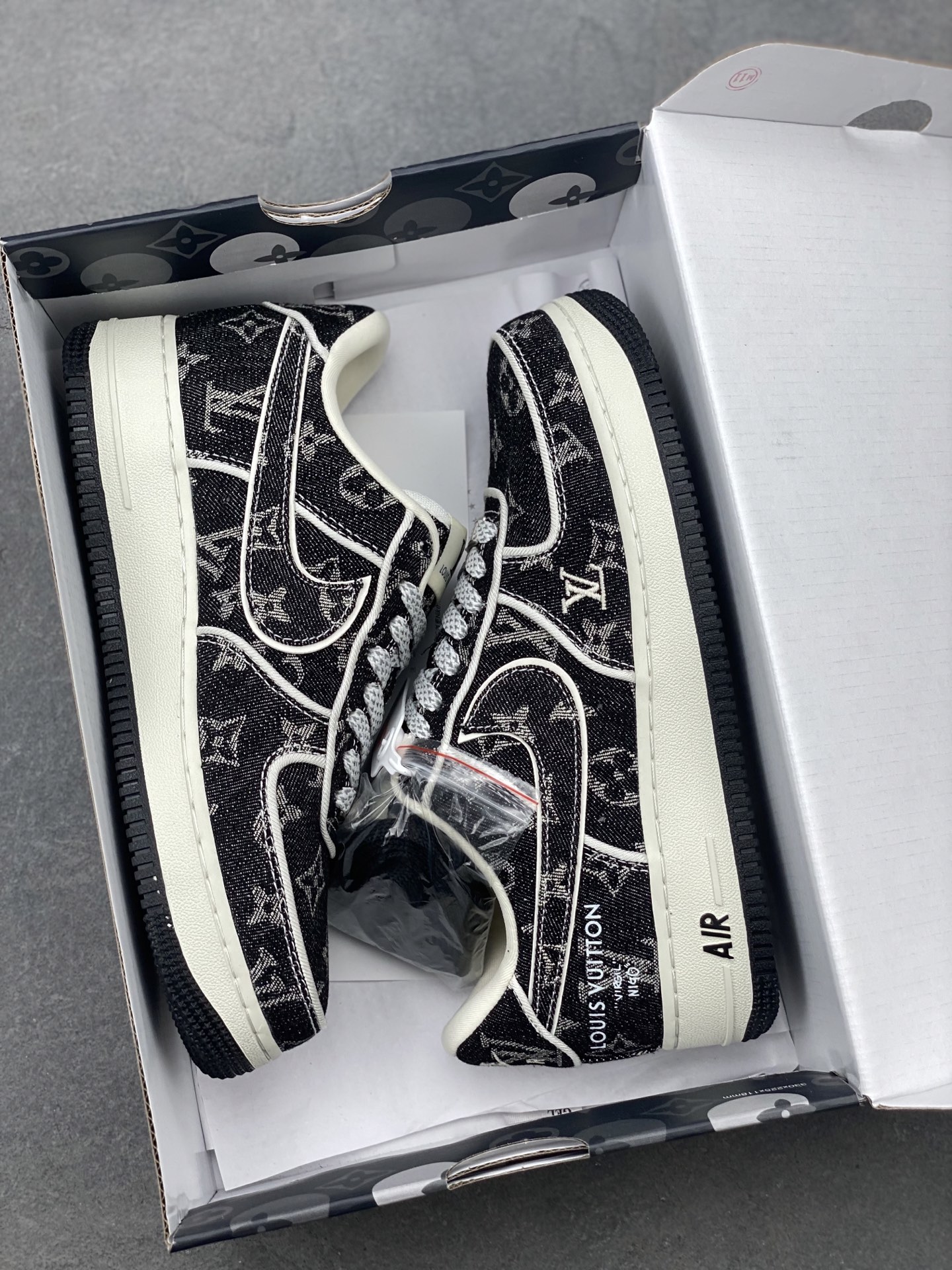 Nike Air Force 1 Low Louis Vuitton Custom Sneakers - Limited Edition 10 i1747246282013 9120 0 8