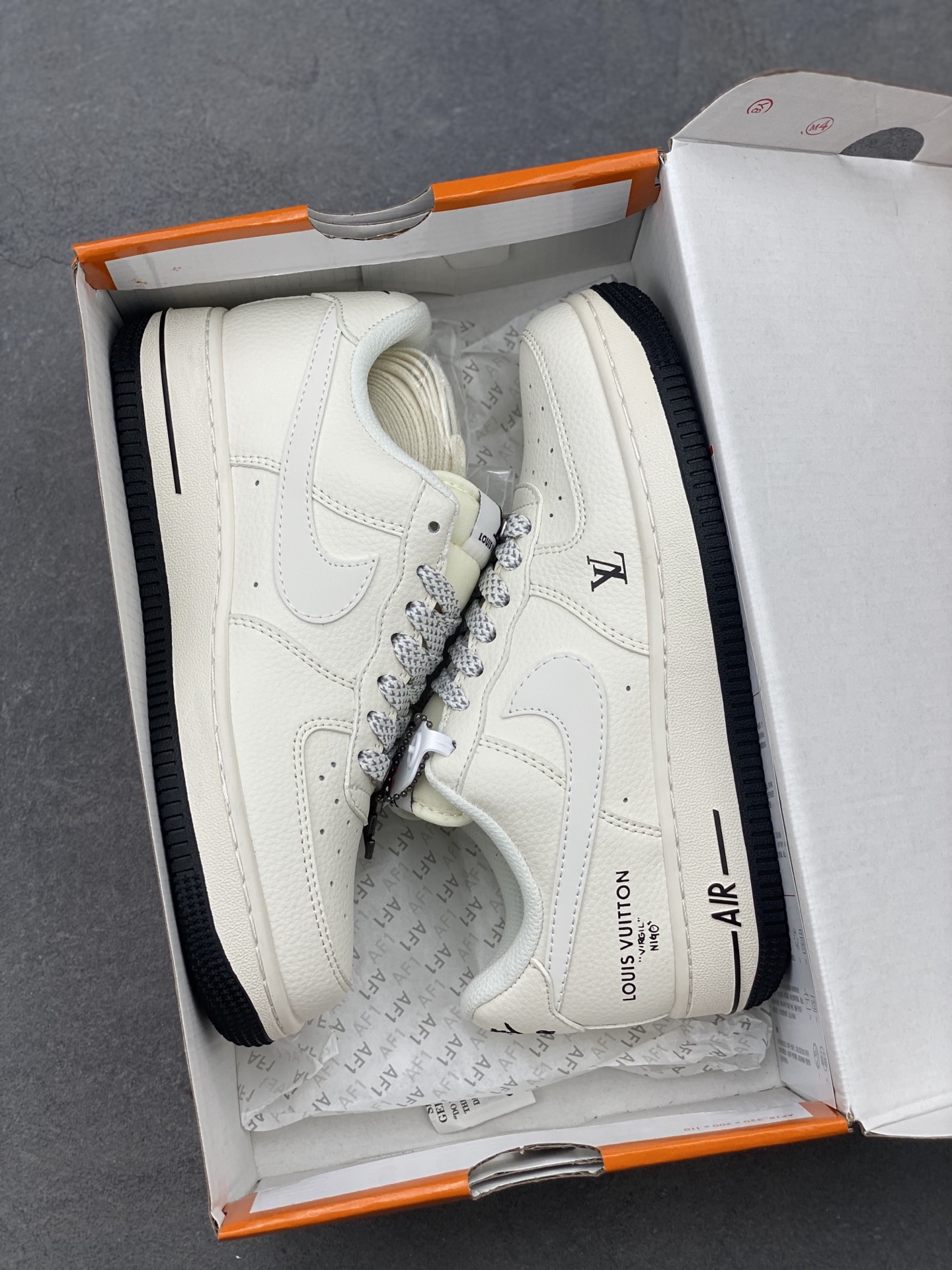 Nike Air Force 1 Low Louis Vuitton Custom Sneakers Limited Edition 10 i1747246535158 5864 0 8