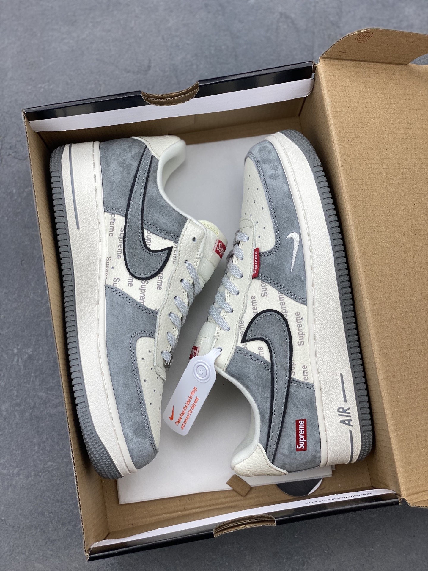 Nike Air Force 1 Low Supreme Sneakers - Classic Style and Comfort 10 i1747246838145 6699 0 8