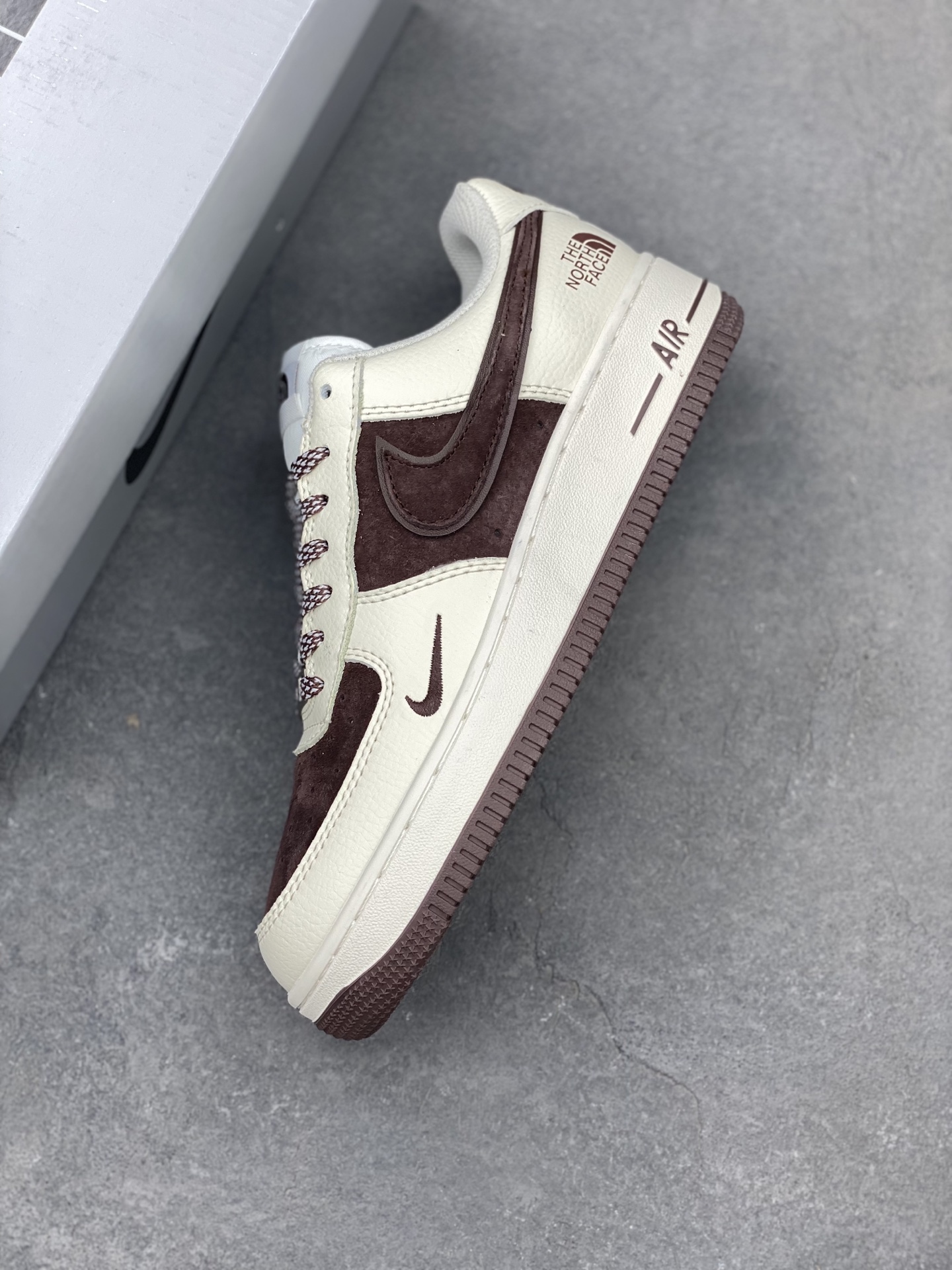 Nike Air Force 1 Low 'The North Face' Custom Sneakers 8 i1747247432458 821 0 6