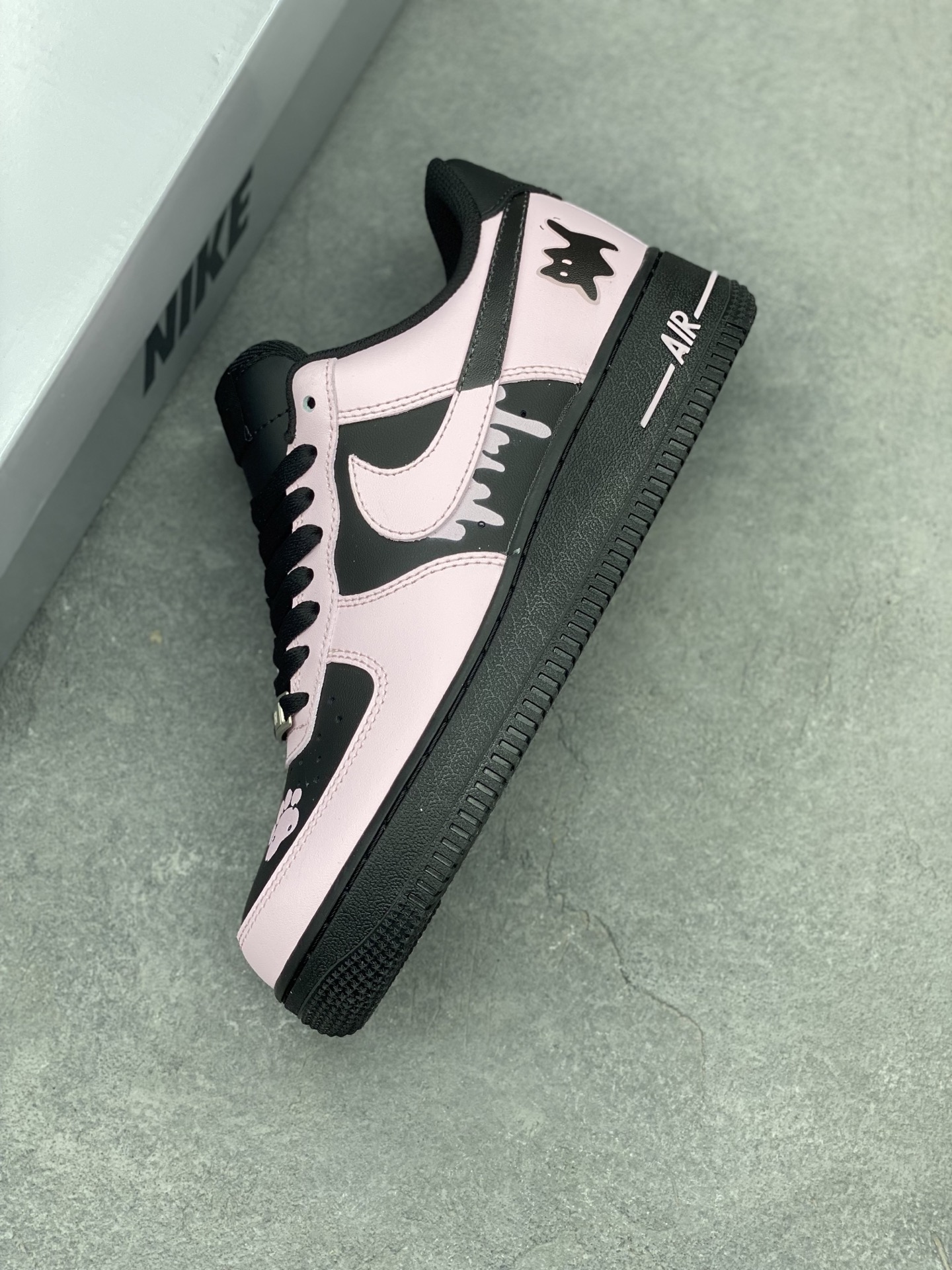 Nike Air Force 1 '07 Low Sneakers - Pink/Black Custom Design 8 i1747337049429 3460 0 6