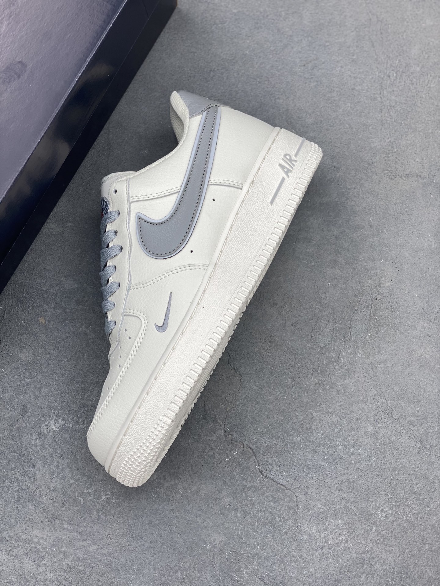 Nike Air Force 1 '07 Low Sneakers - Limited Edition, Premium Comfort 8 i1747337102531 7588 0 6