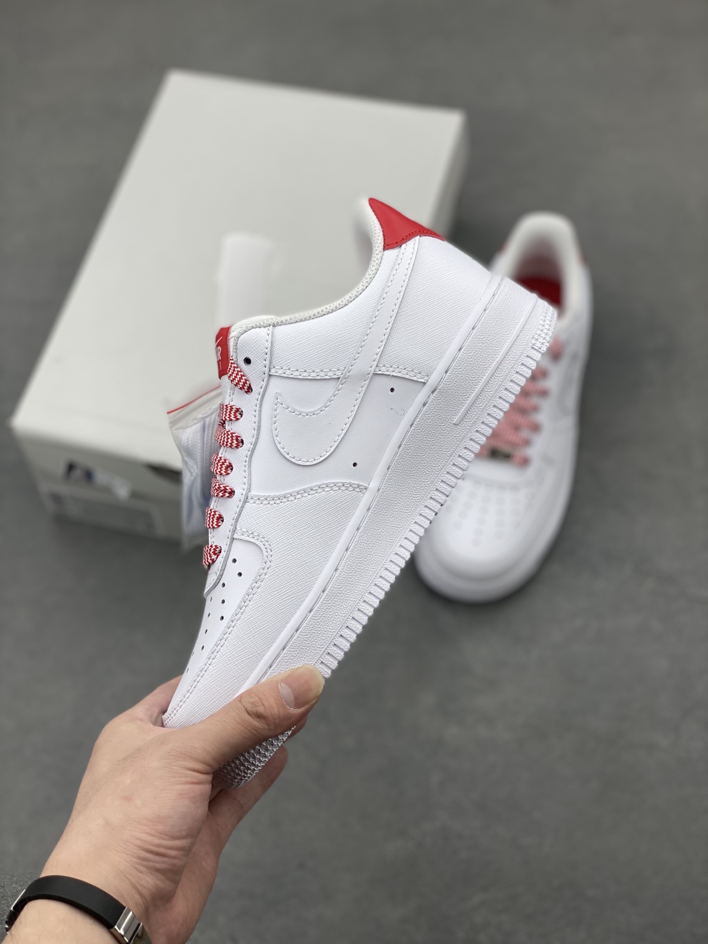 Nike Air Force 1 '07 Low White/Red Limited Edition Athletic Shoes 4 i1747337233677 3623 0 2
