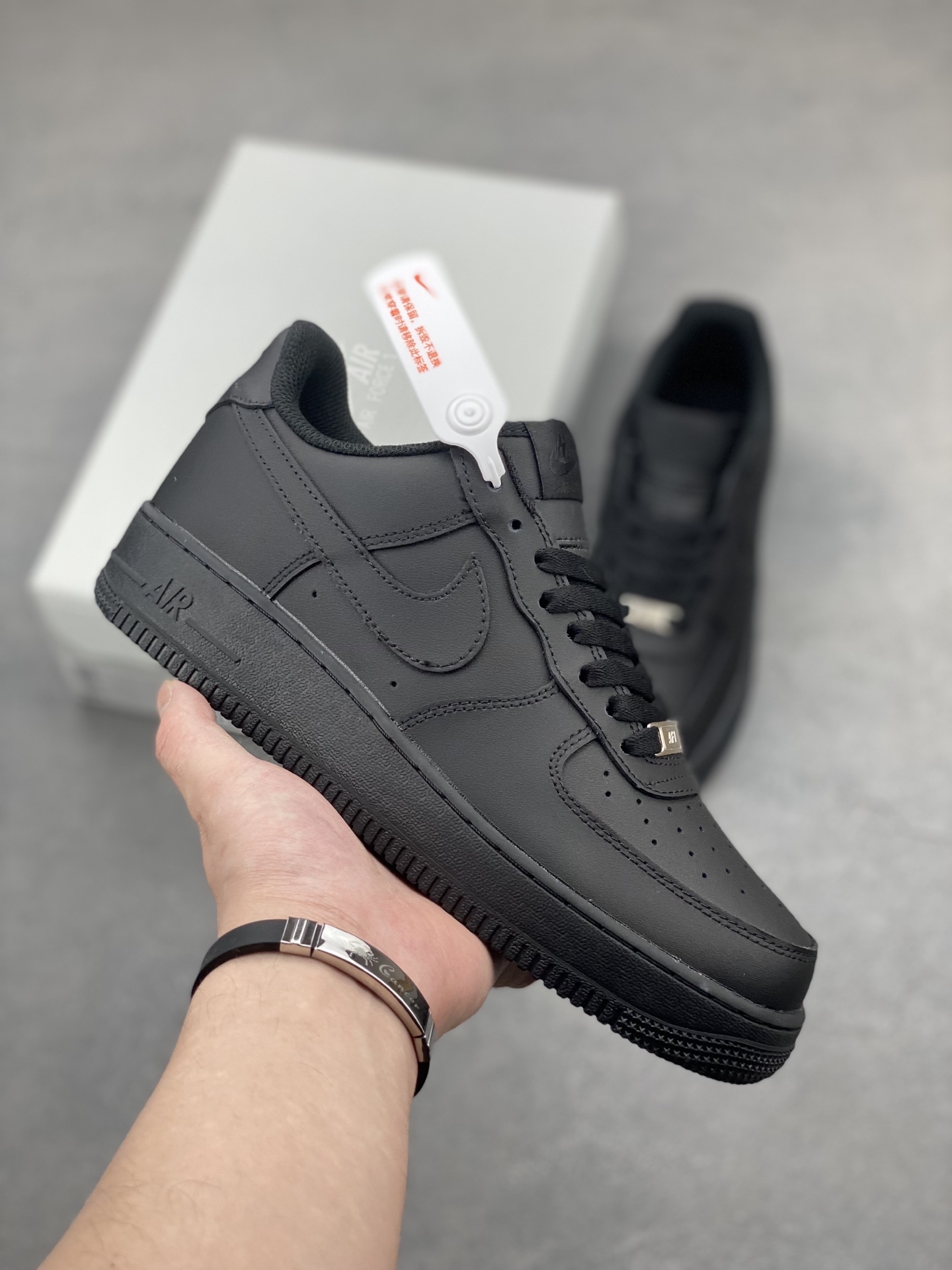 Nike Air Force 1 Low '07 Black Sneakers - Iconic Style & Comfort 2 i1747337380732 9156 0 0