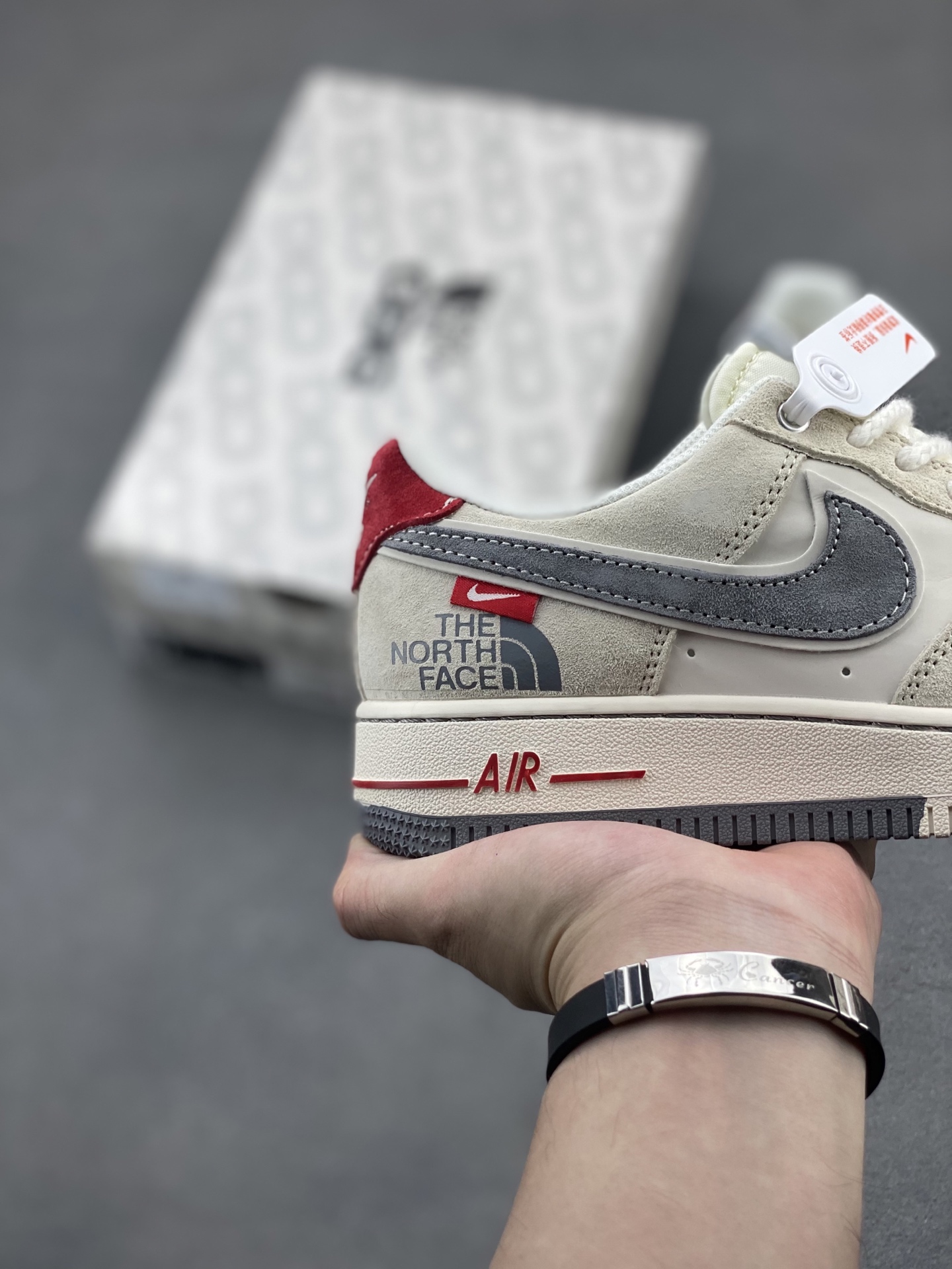 Nike Air Force 1 '07 Low Sneakers - Limited Edition Collaboration 6 i1747424326224 8273 0 4