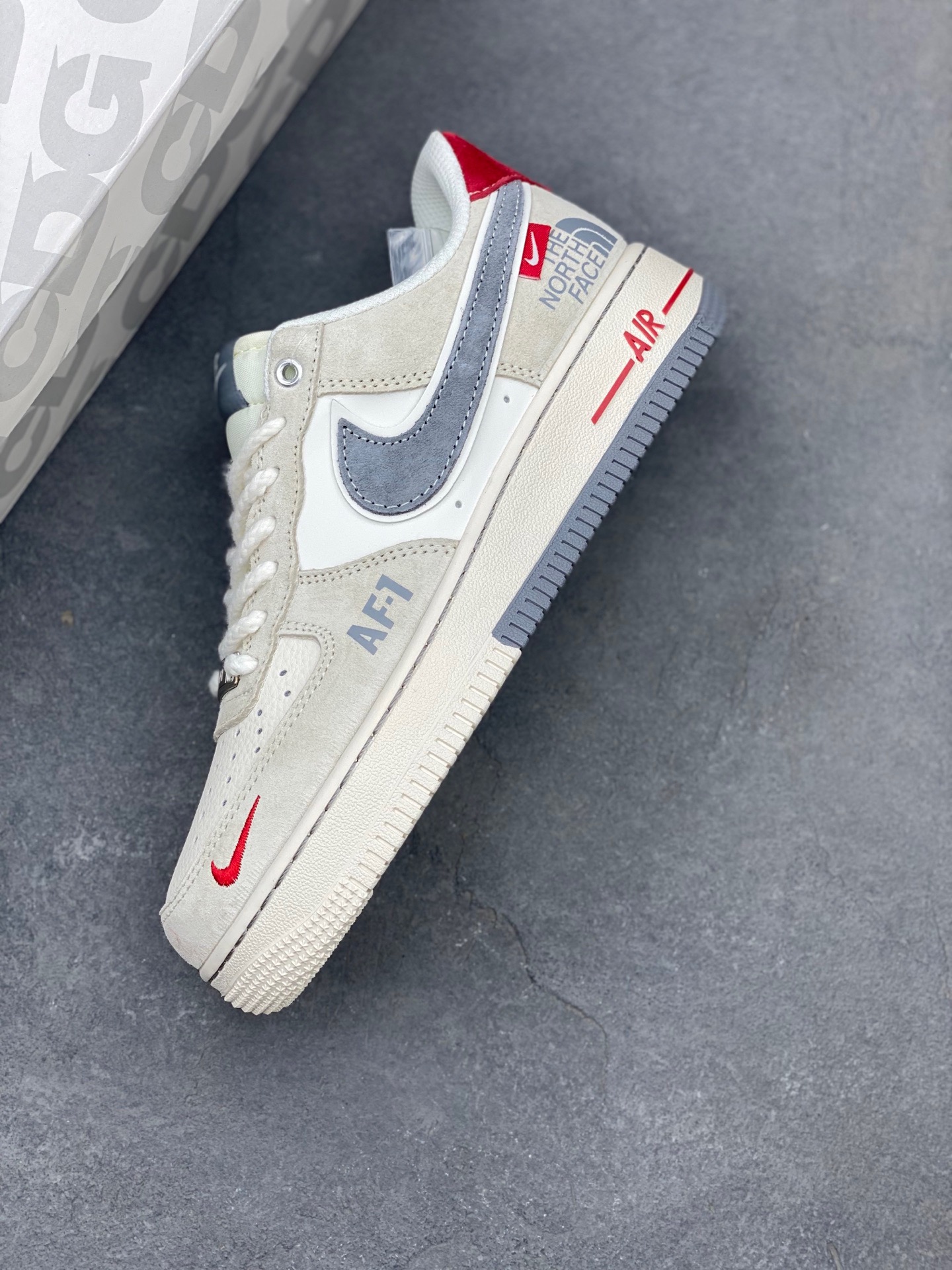 Nike Air Force 1 '07 Low Sneakers - Limited Edition Collaboration 8 i1747424388190 1787