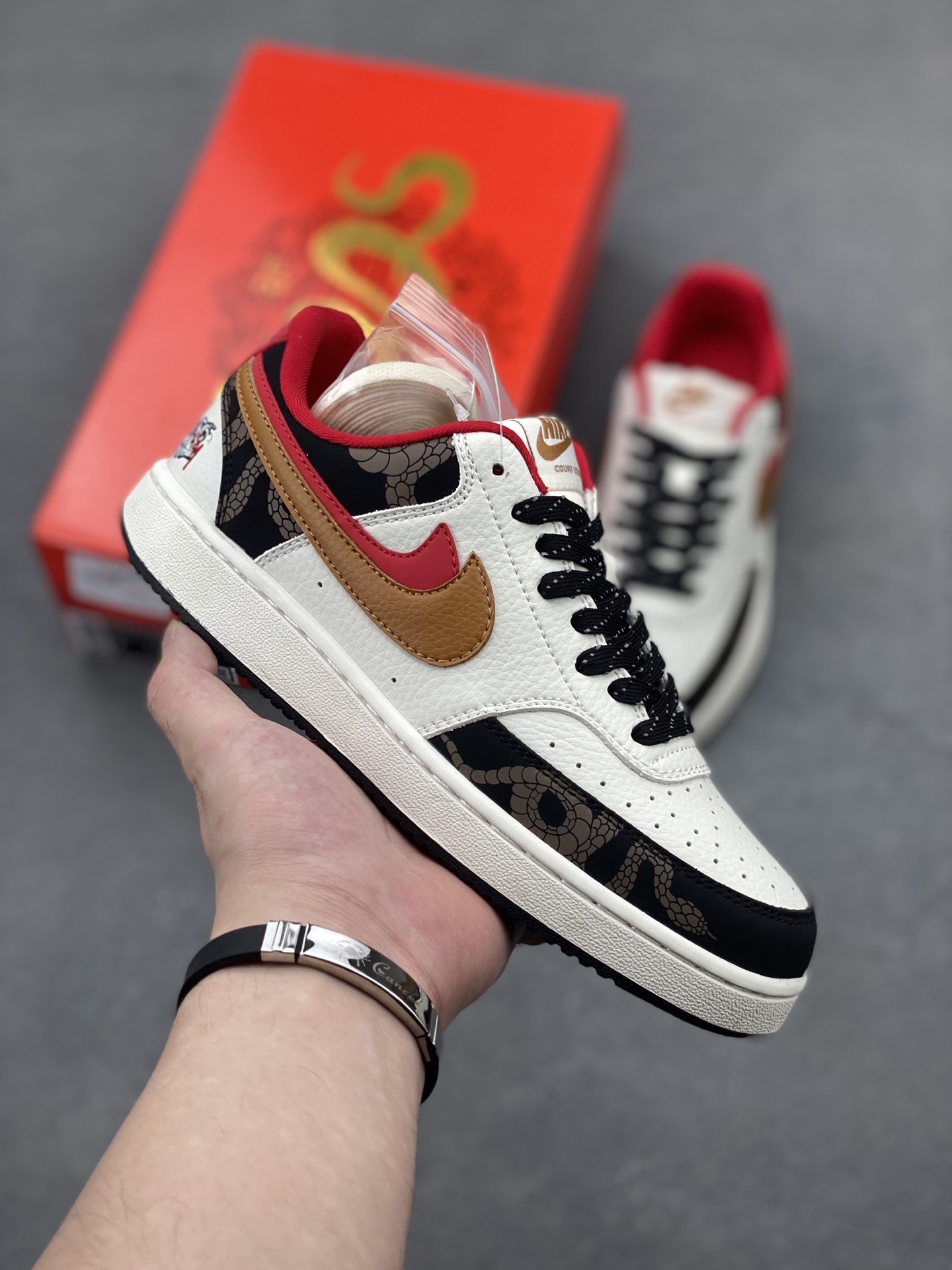 Nike Ebernon Low PRM Sneakers - Breathable, Versatile, and Stylish 2 i1747424704516 2052 0 0
