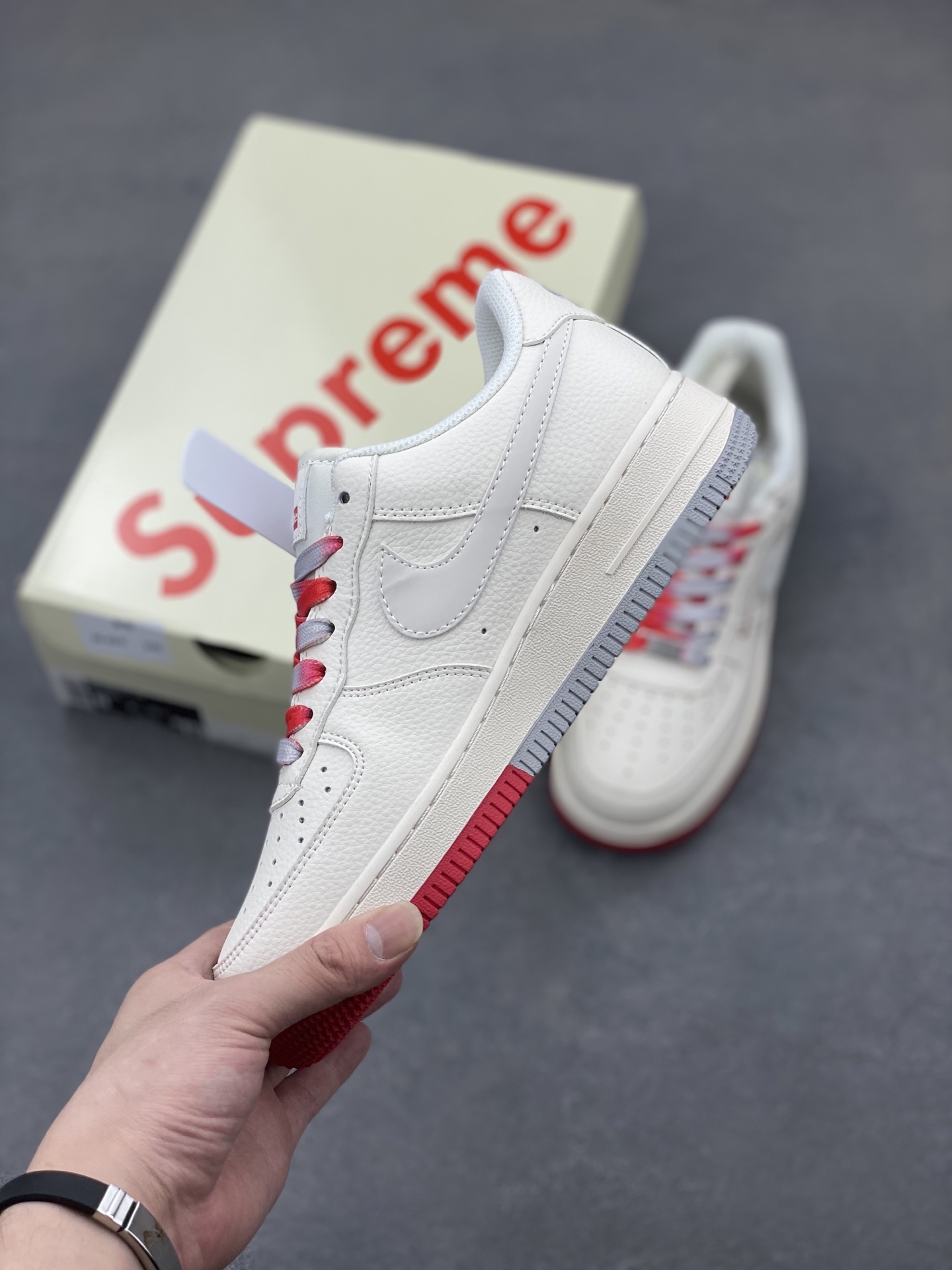 Nike Air Force 1 '07 Low Supreme Collab Sneakers - White/Red/Gray 4 i1747424795834 3620 0 2