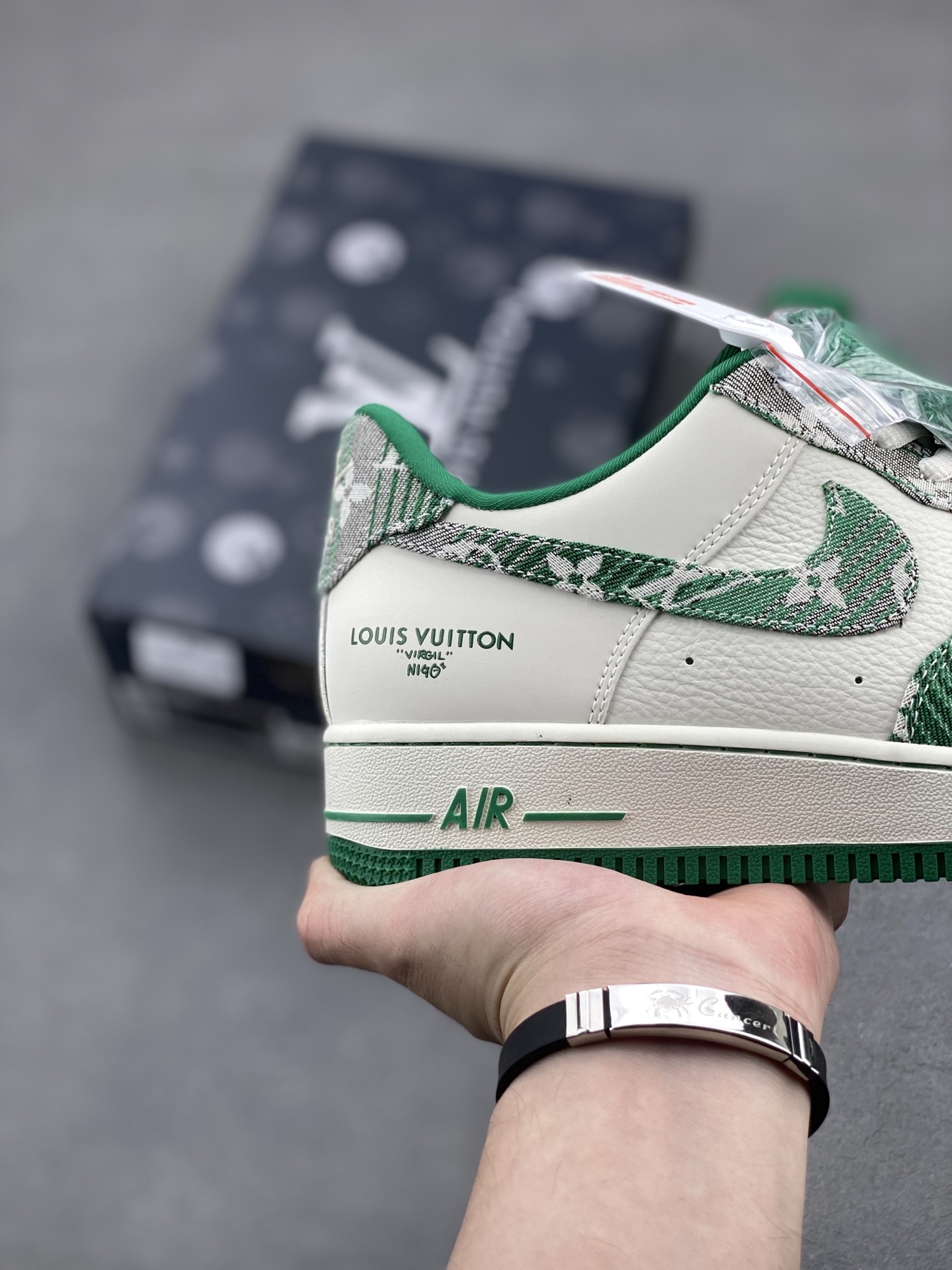 Nike Air Force 1 '07 Low Louis Vuitton Green Limited Edition Shoe 6 i1747499712298 3823 0 4