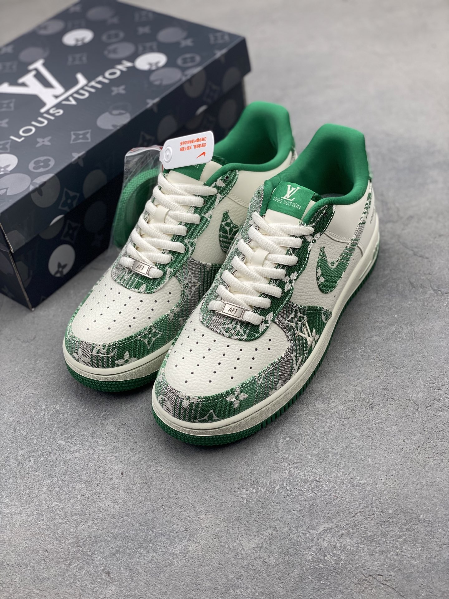 Nike Air Force 1 '07 Low Louis Vuitton Green Limited Edition Shoe 9 i1747499713599 8118 0 7