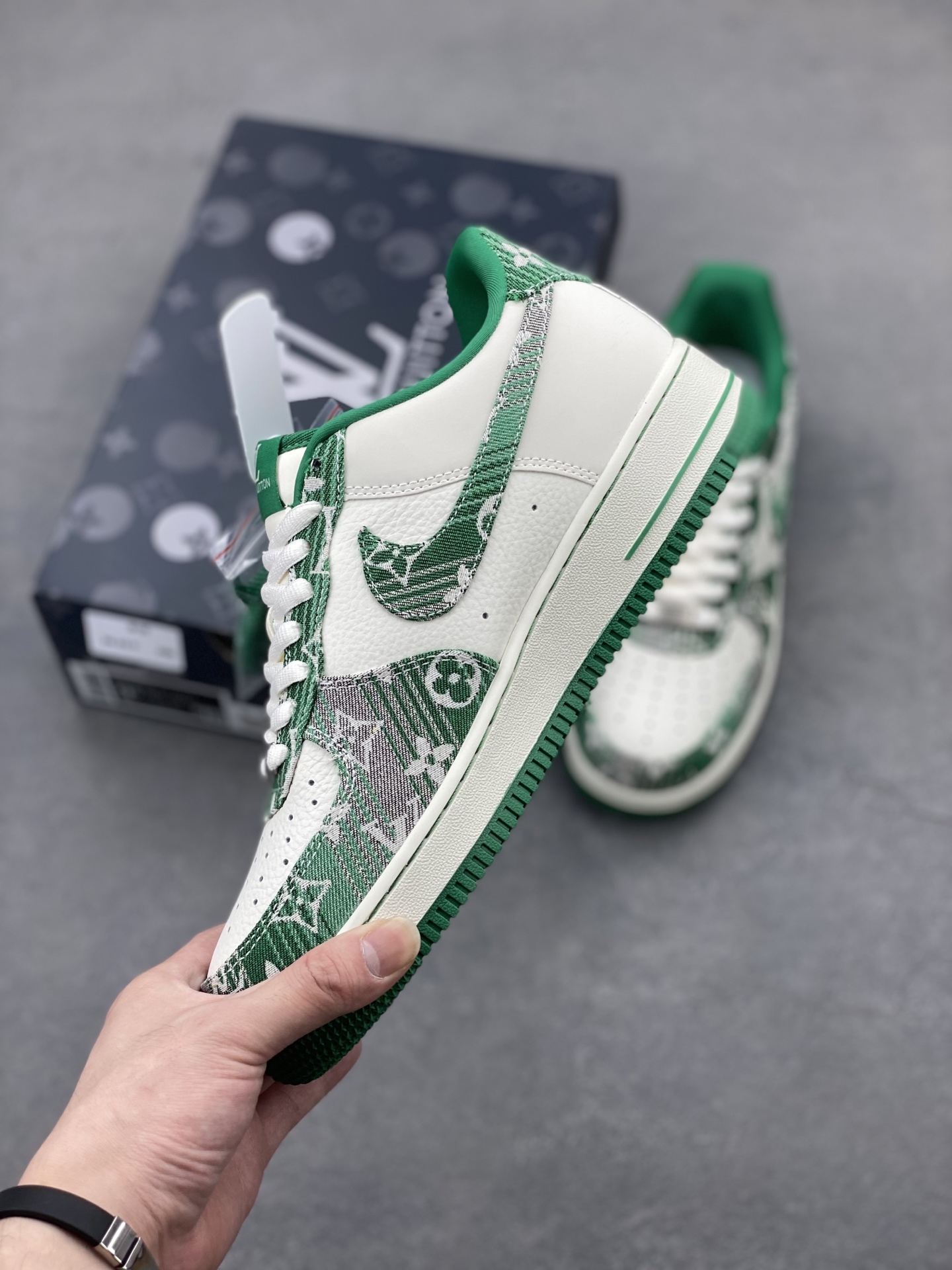 Nike Air Force 1 '07 Low Louis Vuitton Green Limited Edition Shoe 4 i1747499723091 2450 0 2