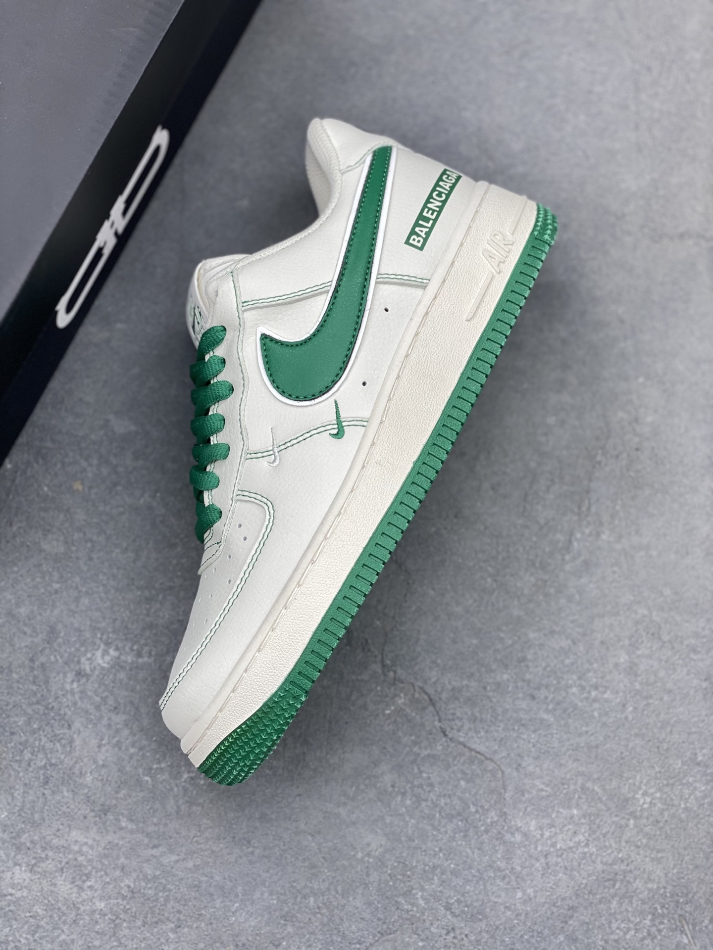Nike Air Force 1 '07 Low Sneakers - Limited Edition Design 8 i1747499963884 4645 0 6