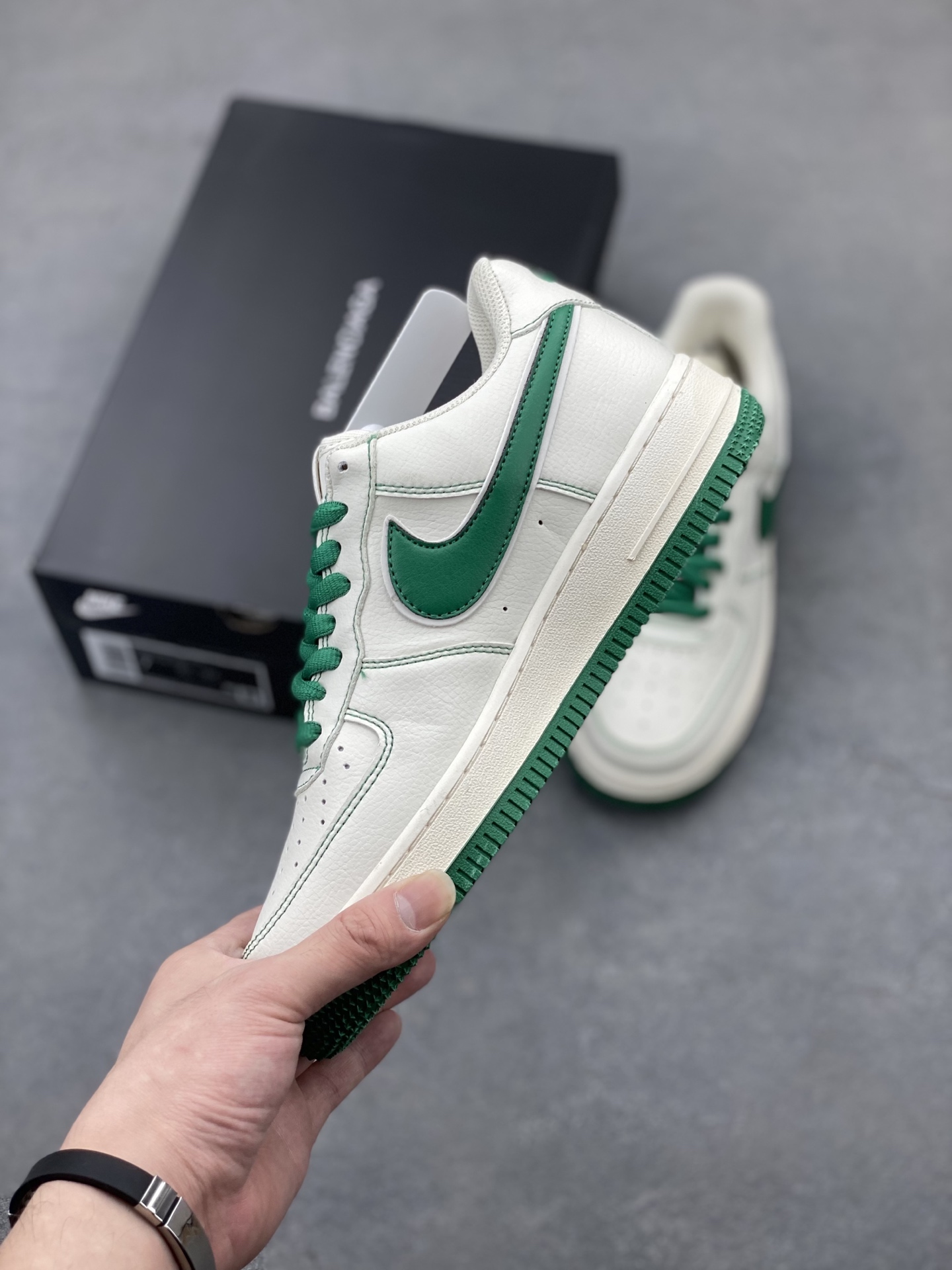 Nike Air Force 1 '07 Low Sneakers - Limited Edition Design 4 i1747499981833 3238 0 2