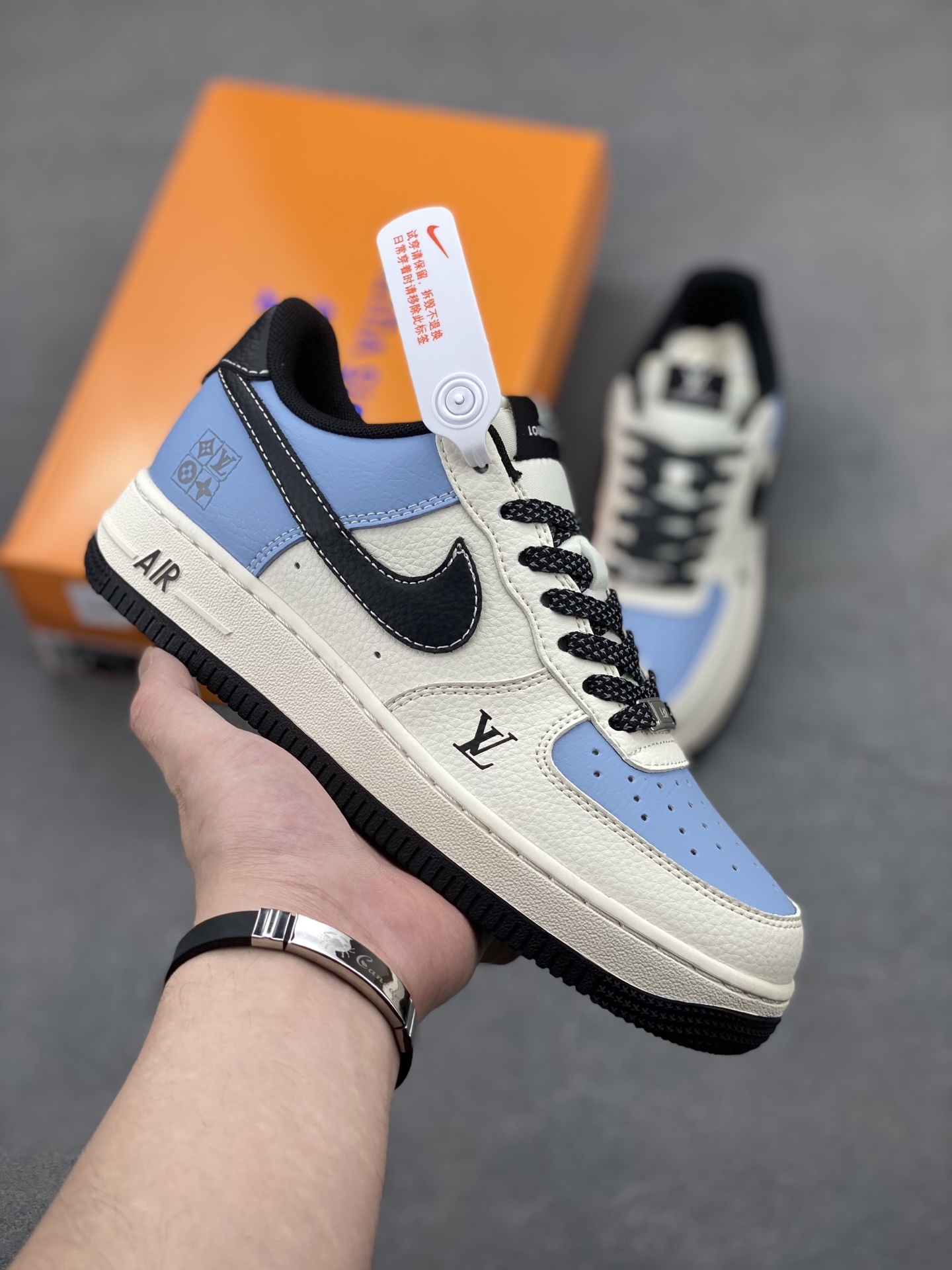 Nike Air Force 1 '07 Low Louis Vuitton Edition Sneakers - Limited Release 2 i1747500093049 2016 0 0