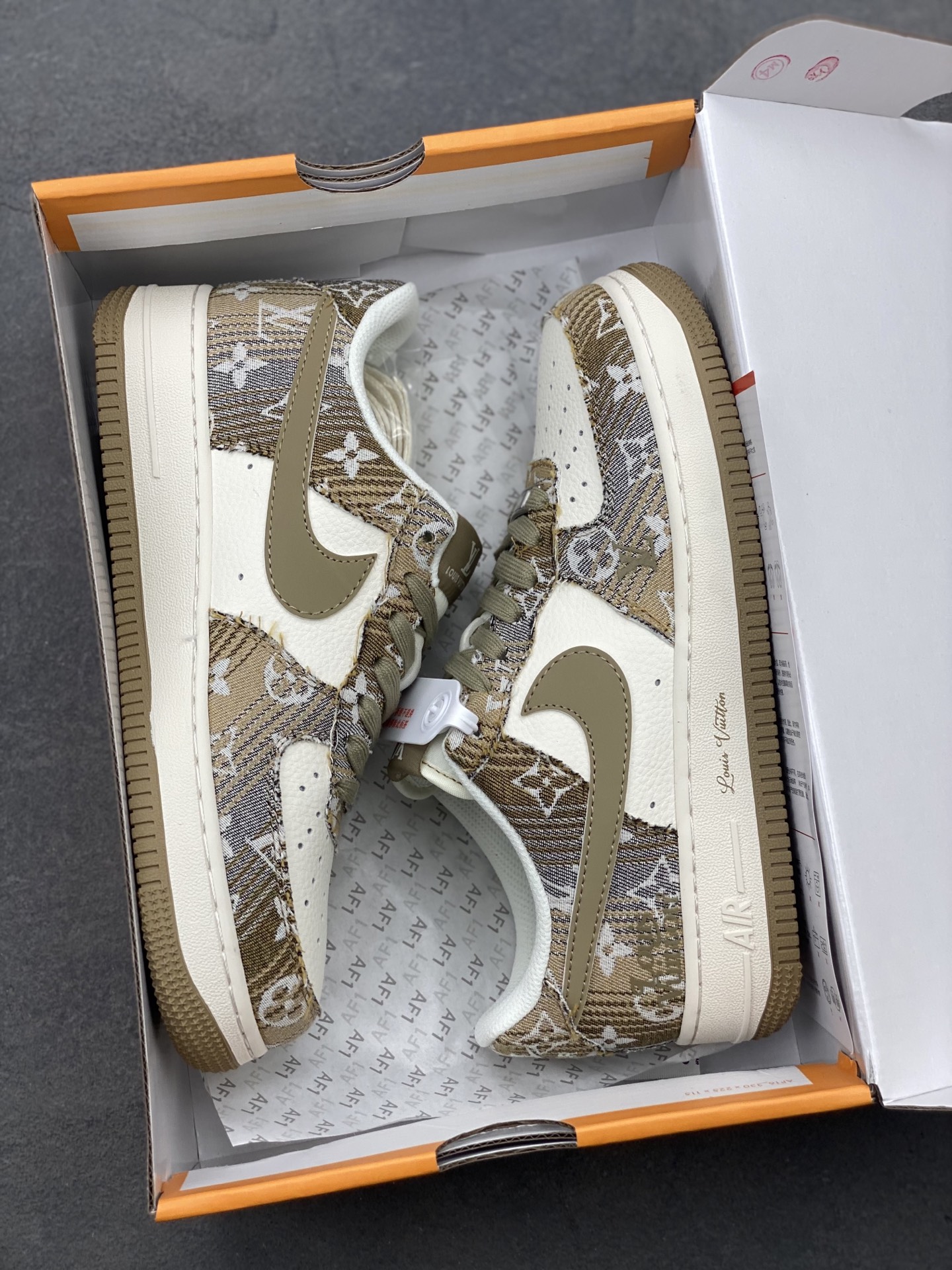 Nike Air Force 1 Low Louis Vuitton Custom Sneakers Limited Edition 10 i1747596024357 5440 0 8