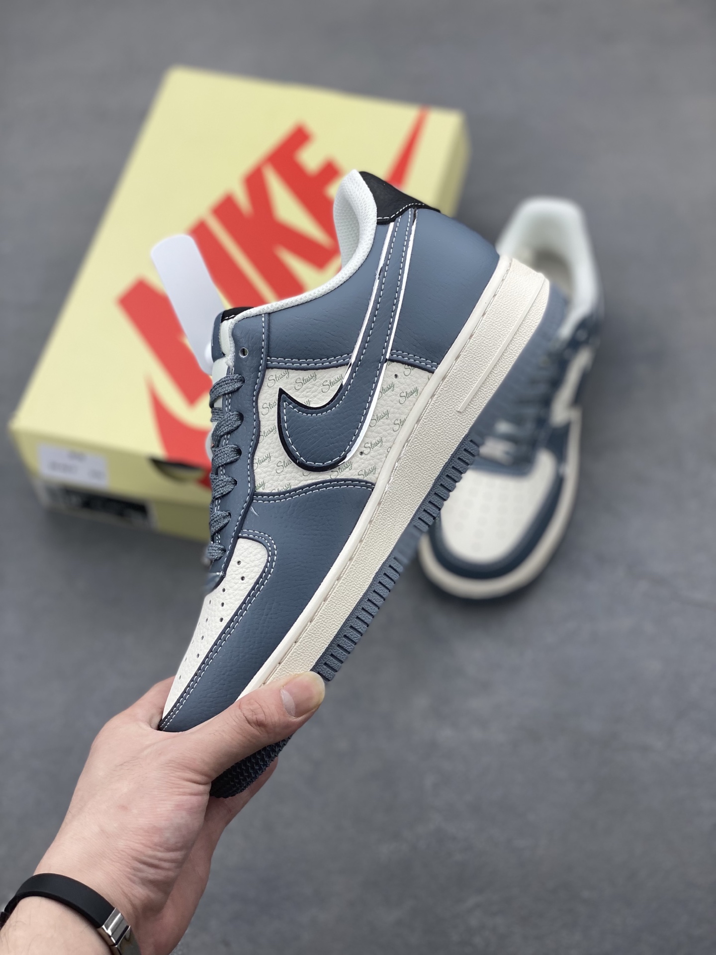 Nike Air Force 1 '07 Low Sneakers - Limited Edition Design 4 i1747596078391 4109 0 2