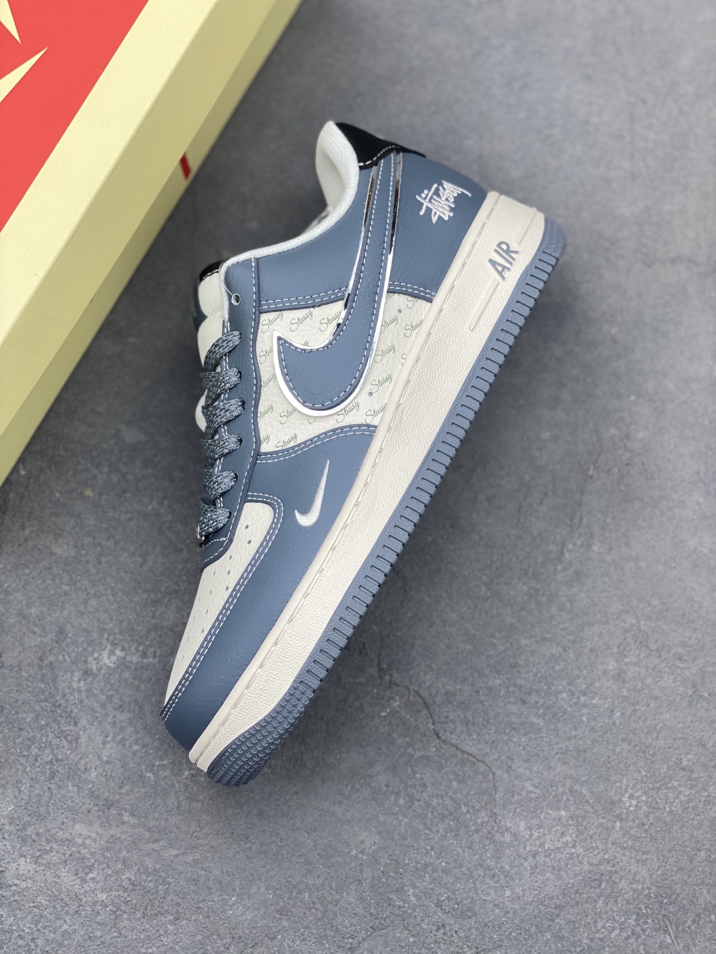 Nike Air Force 1 '07 Low Sneakers - Limited Edition Design 8 i1747596078403 7935 0 6