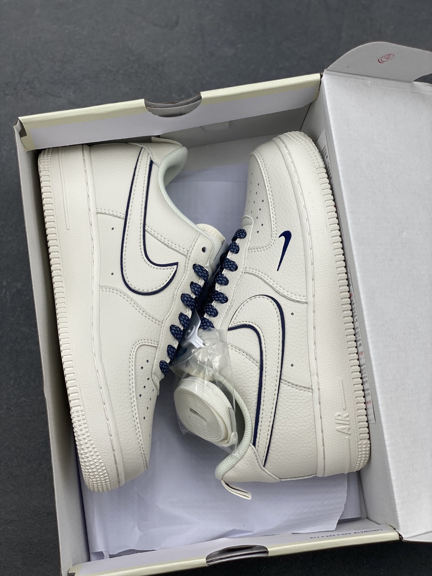 Nike Air Force 1 Low '07 Deep Blue Swoosh - Classic Comfort & Style 10 i1747596188679 2889 0 8