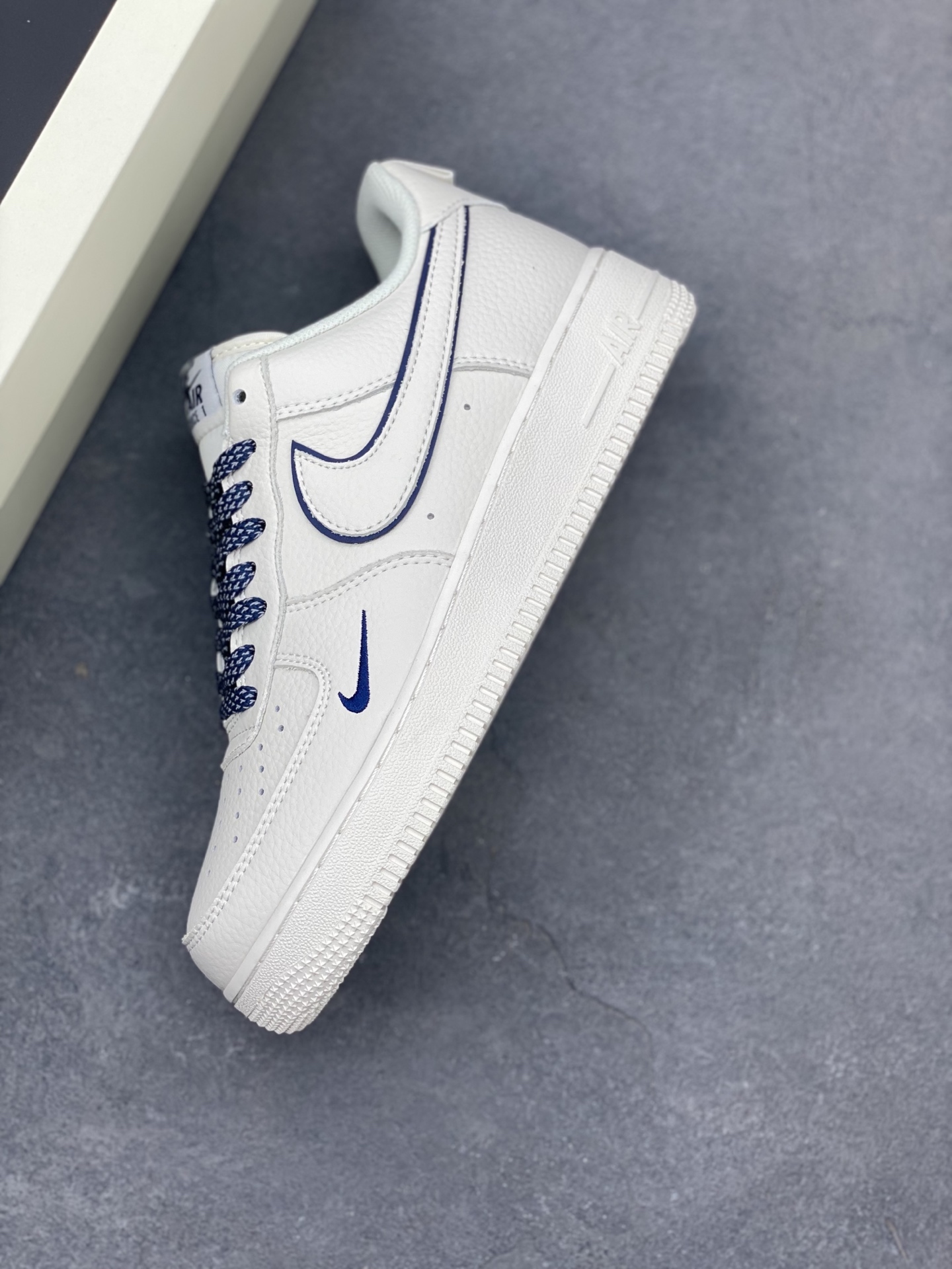 Nike Air Force 1 Low '07 Deep Blue Swoosh - Classic Comfort & Style 8 i1747596188981 5905 0 6