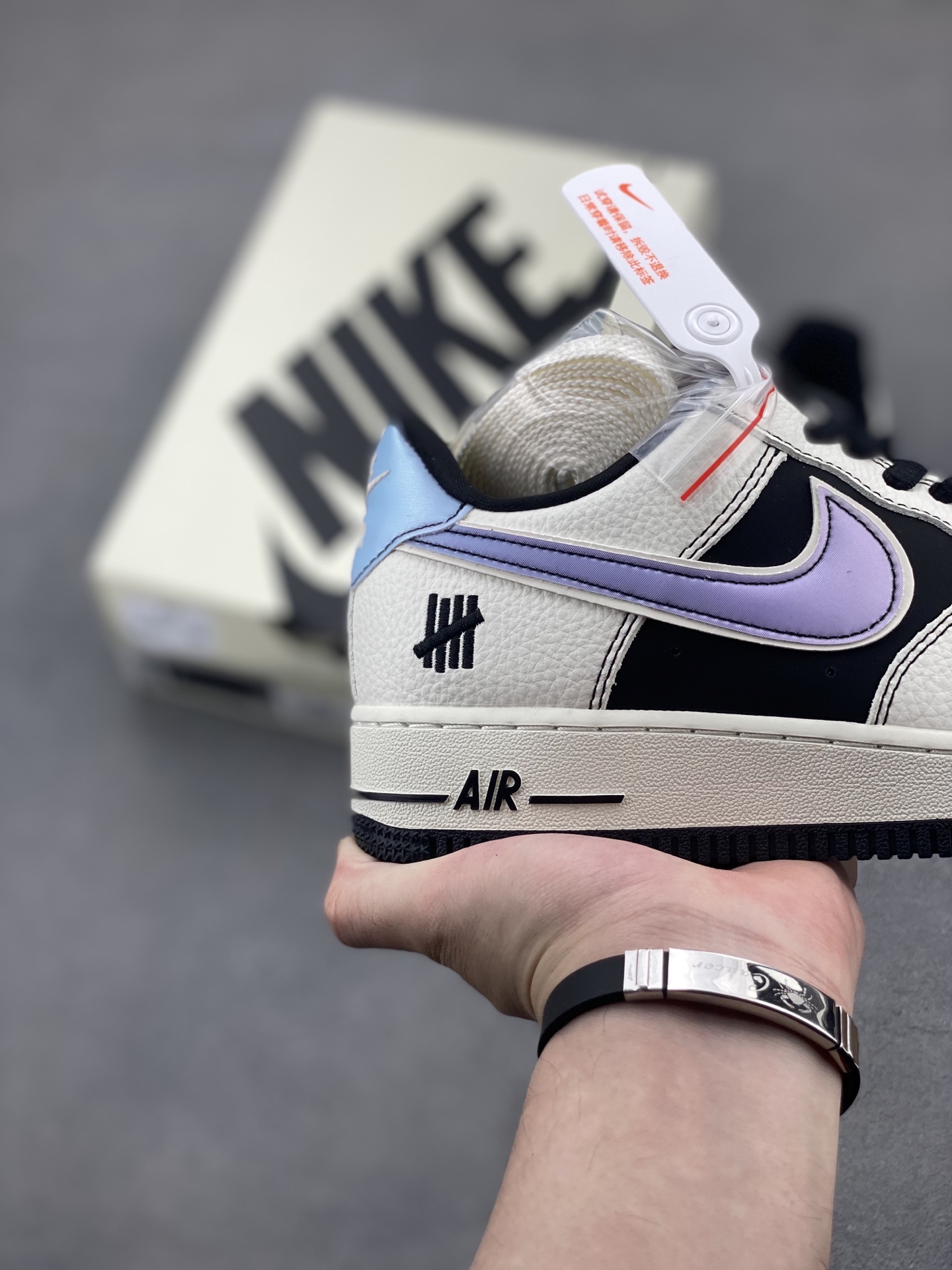 Nike Air Force 1 '07 Low Undefeated Collaboration Sneakers SC9207-528 6 i1747596228570 4958 0 4
