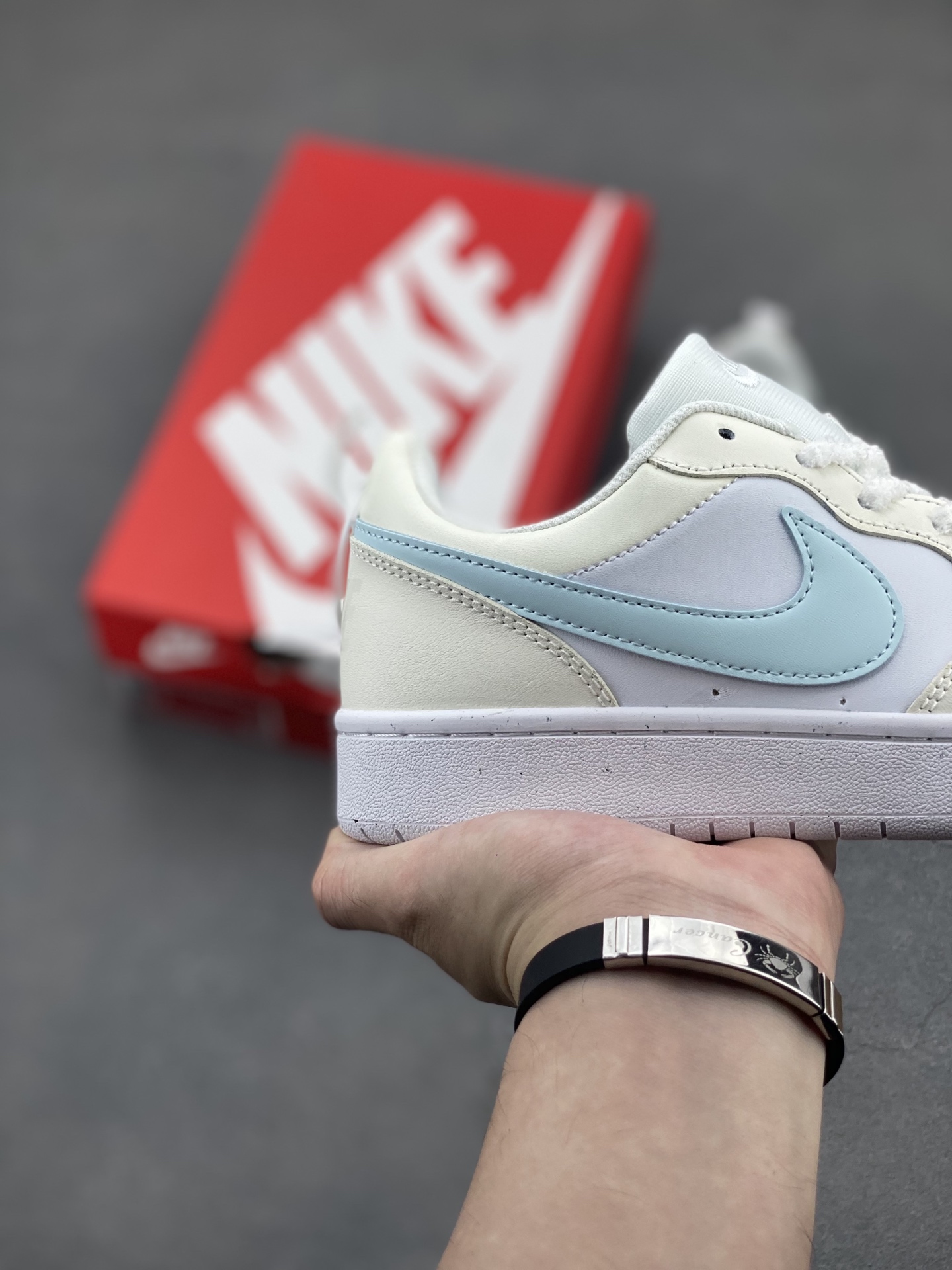 Nike Court Borough Low Sneakers - Classic, Durable and Comfortable Shoes 6 i1747596315837 3225 0 4