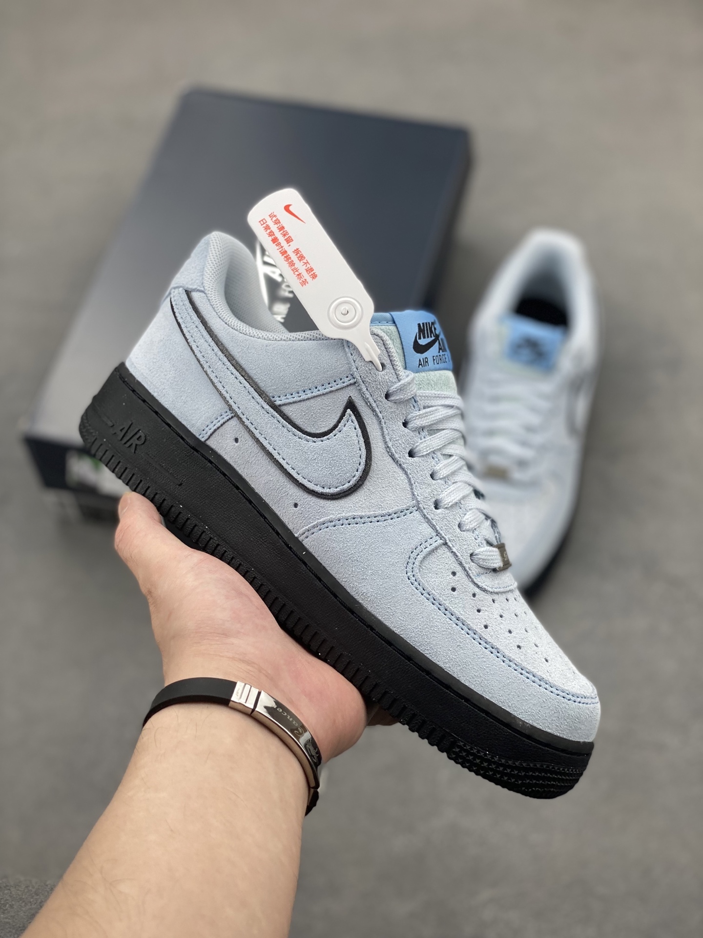 Nike Air Force 1 Low HQ1966-400 Sneakers - Original Design & Comfort 2 i1747673477382 5648 0 0