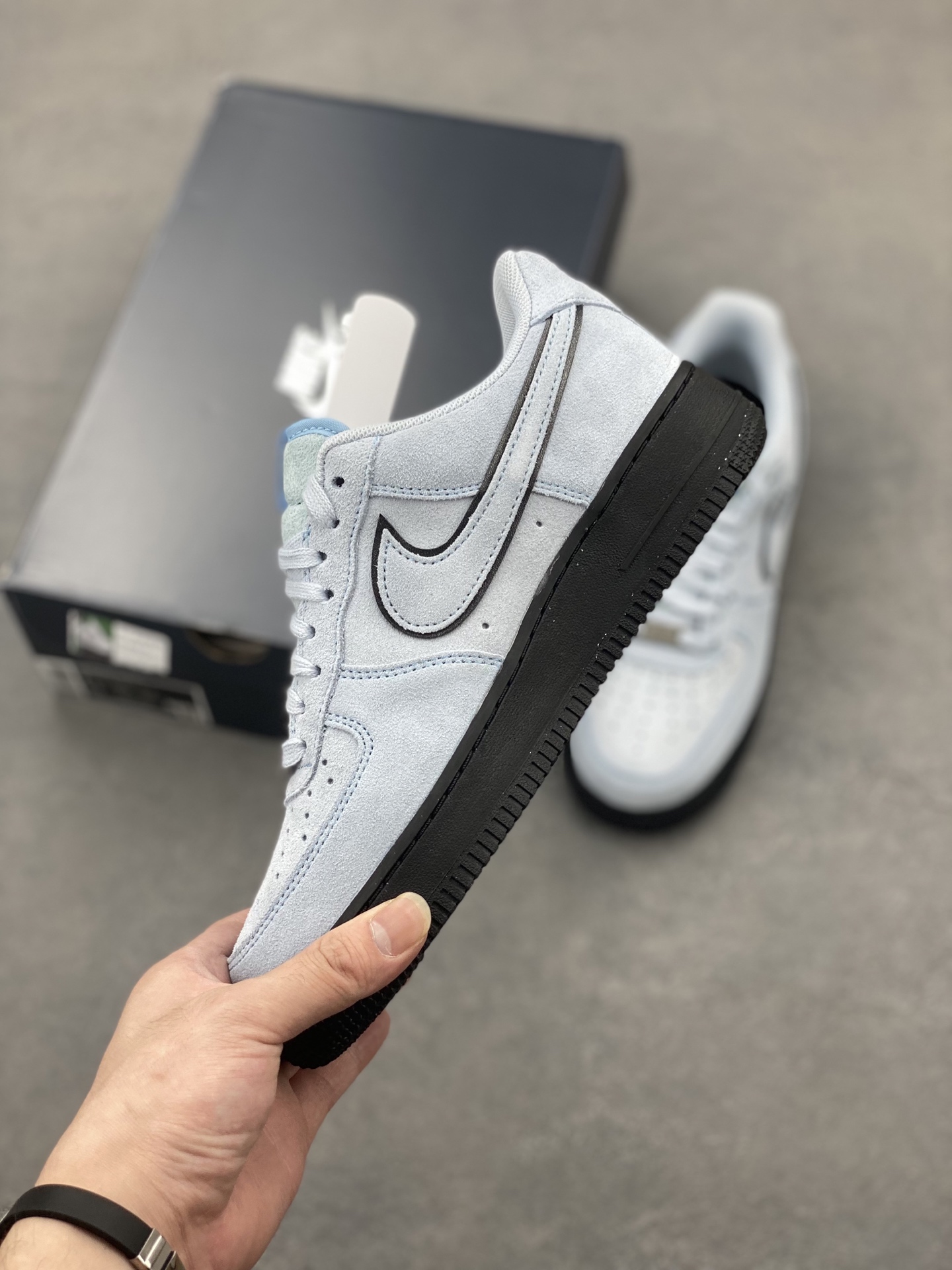 Nike Air Force 1 Low HQ1966-400 Sneakers - Original Design & Comfort 4 i1747673480548 7920 0 2