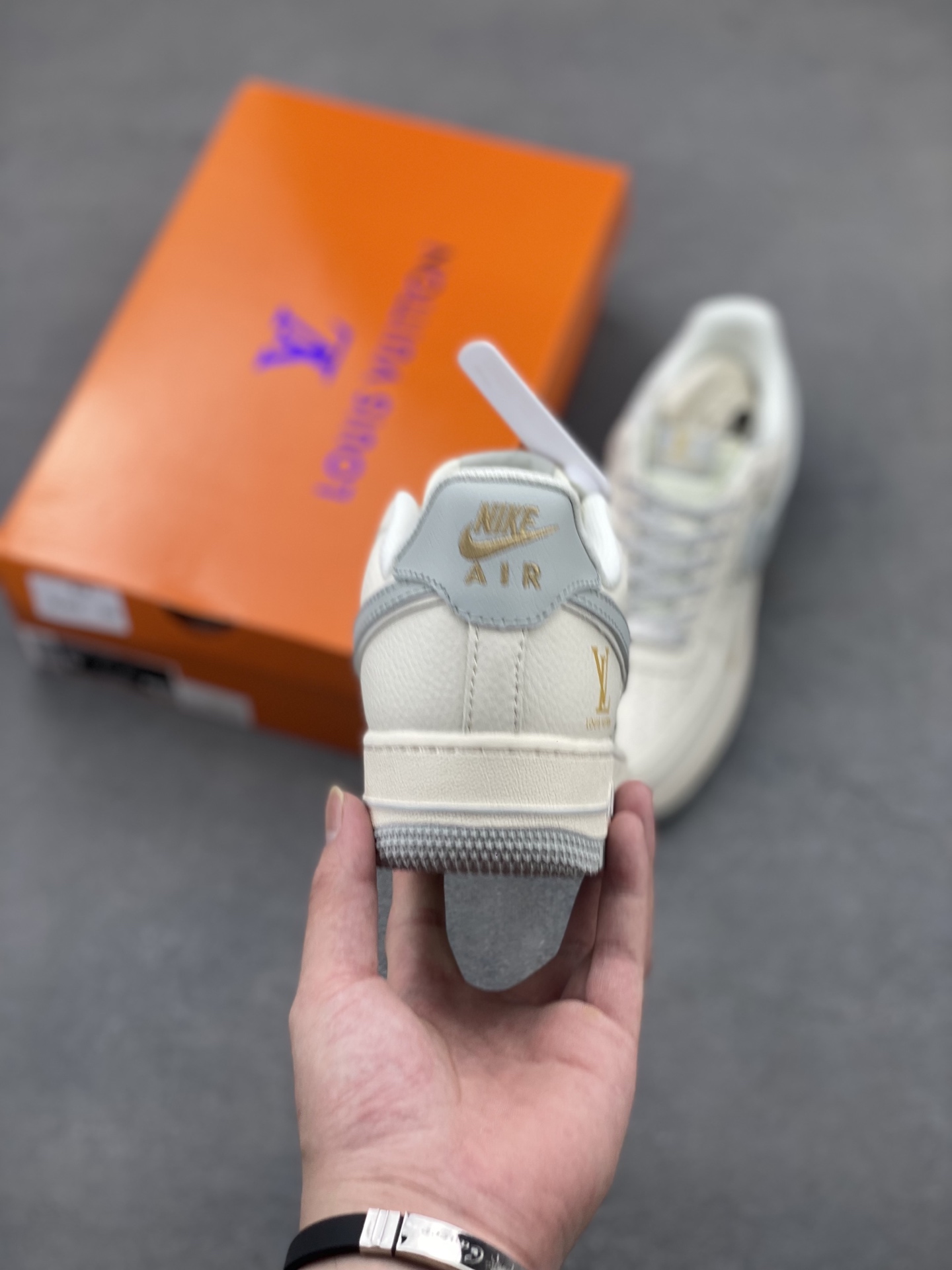 Nike Air Force 1 Low '07 Louis Vuitton Custom Limited Edition Sneakers 5 i1747673649402 5760 0 3