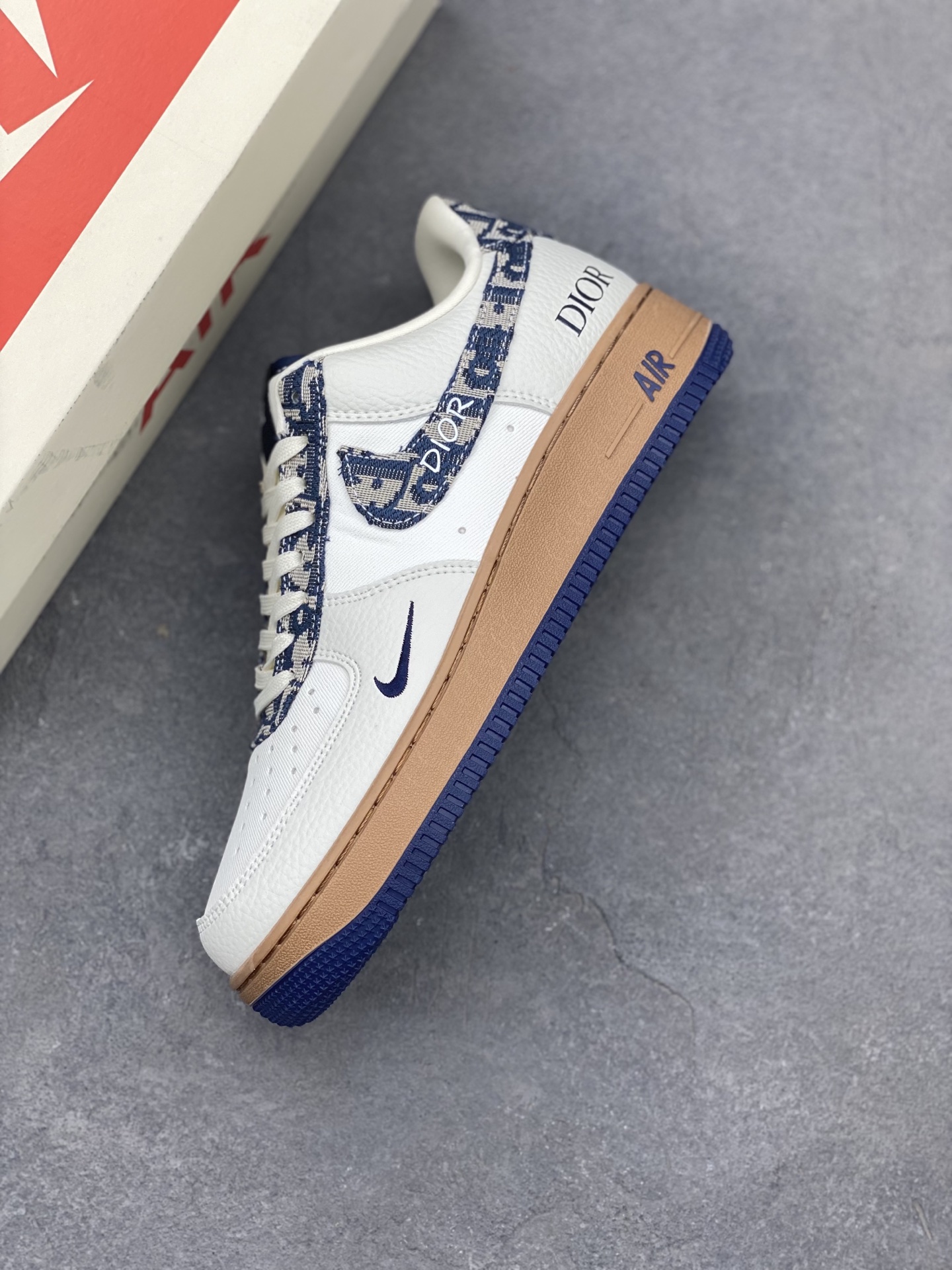 Nike Air Force 1 '07 Low Sneakers Dior Limited Edition - Custom Hardware 8 i1747673771311 5065 0 6