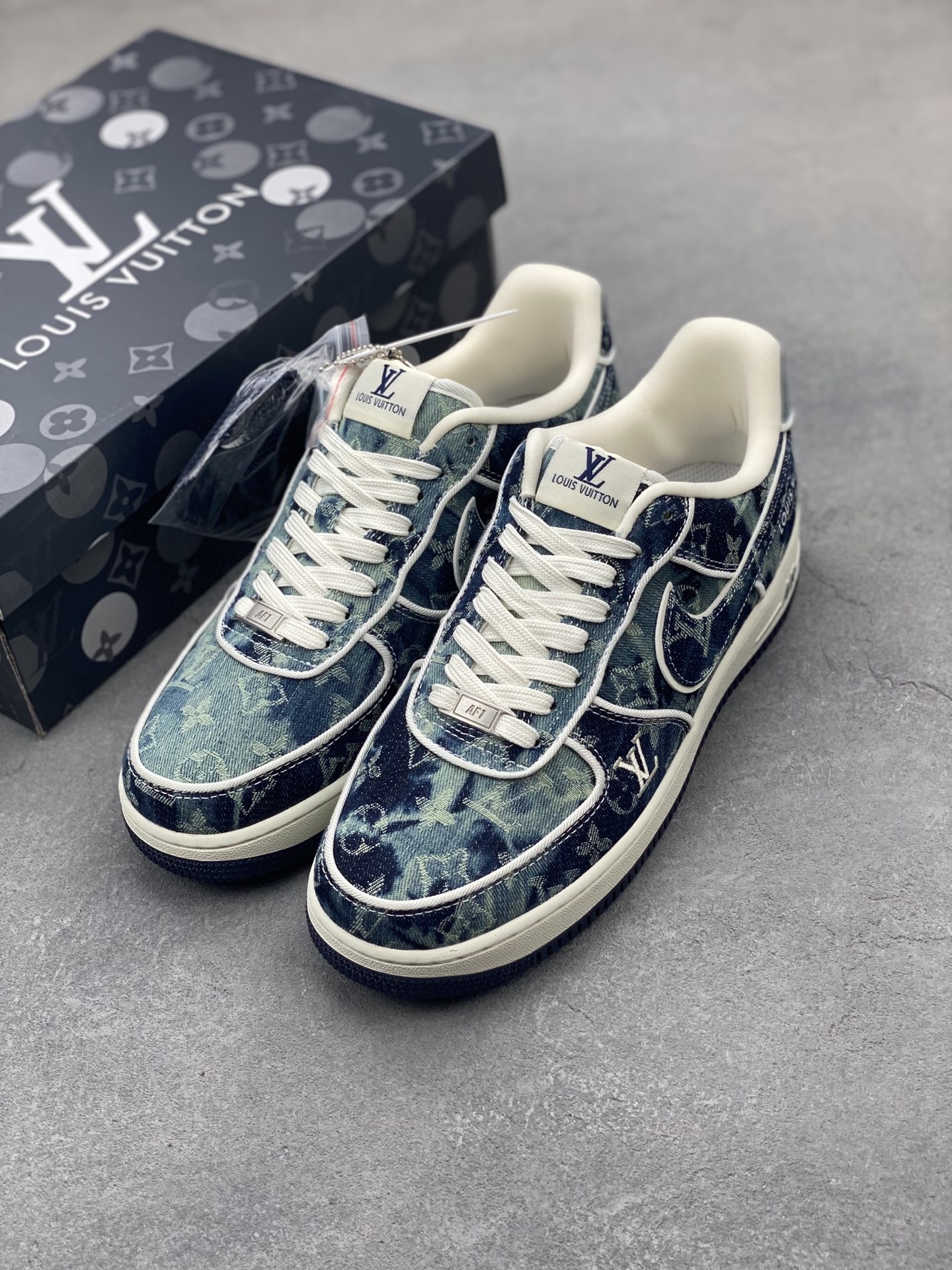 Nike Air Force 1 '07 Low Louis Vuitton Custom Sneakers - Limited Edition 9 i1747673813175 4611 0 7