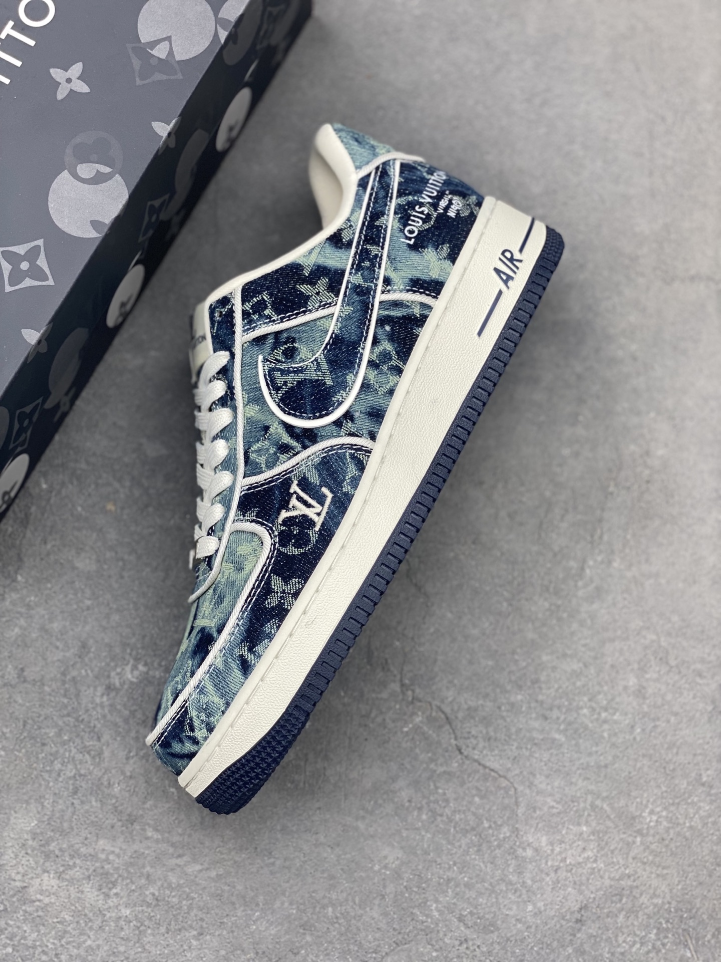 Nike Air Force 1 '07 Low Louis Vuitton Custom Sneakers - Limited Edition 8 i1747673814143 6465 0 6