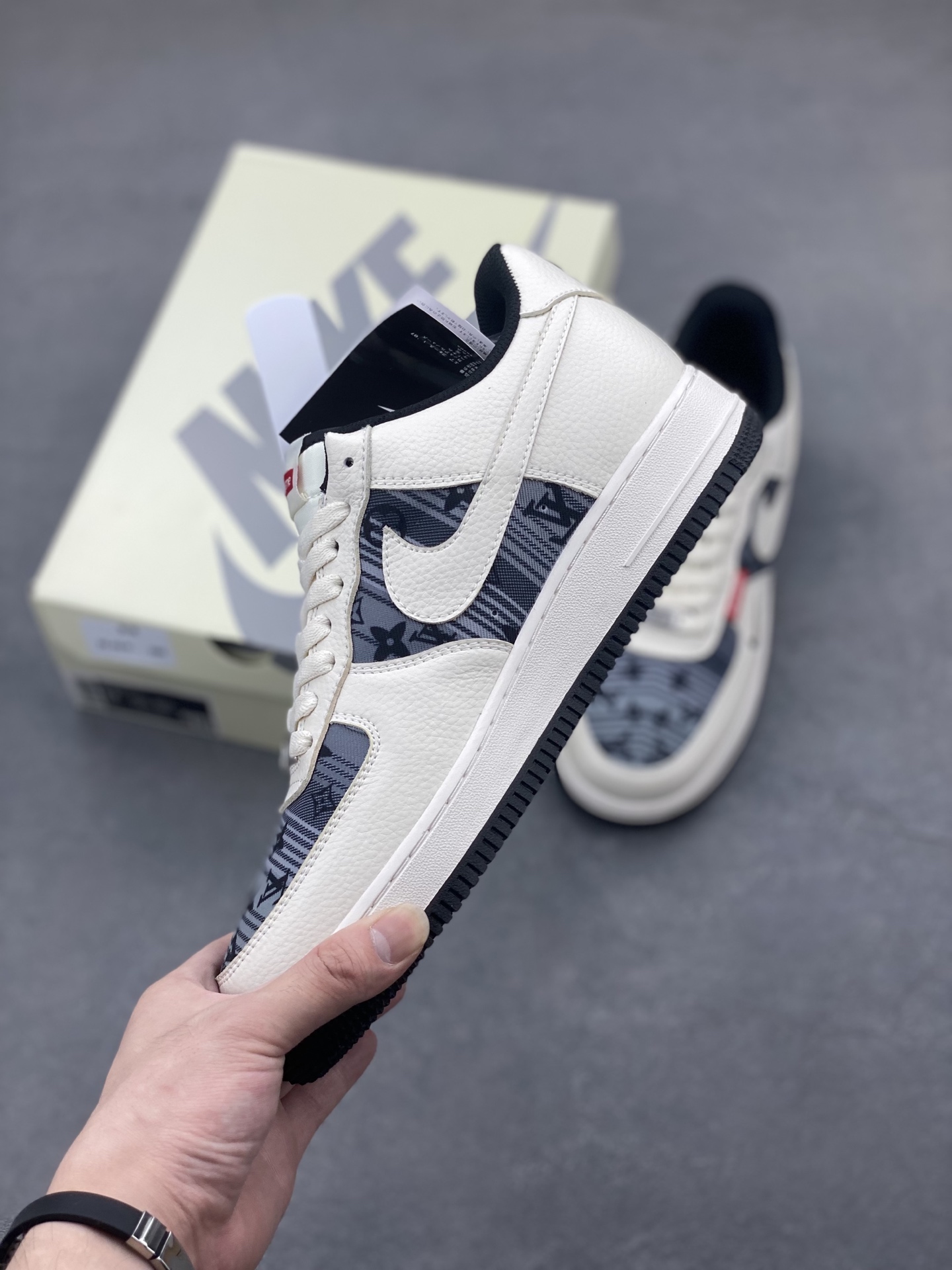 Nike Air Force 1 '07 Low Sneakers - Limited Edition, Supreme Collaboration 4 i1747758188010 2684 0 2