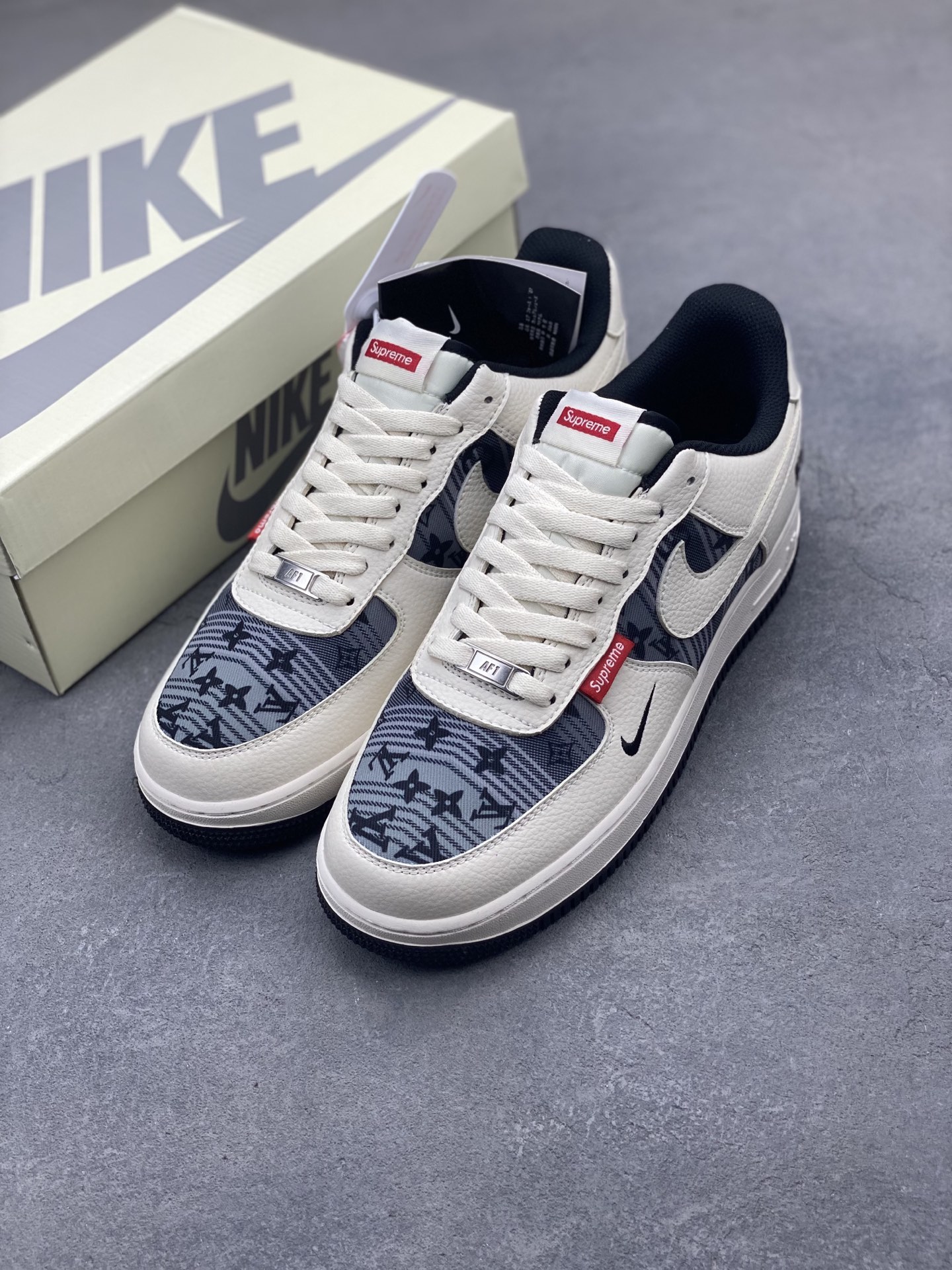 Nike Air Force 1 '07 Low Sneakers - Limited Edition, Supreme Collaboration 9 i1747758189105 1259 0 7