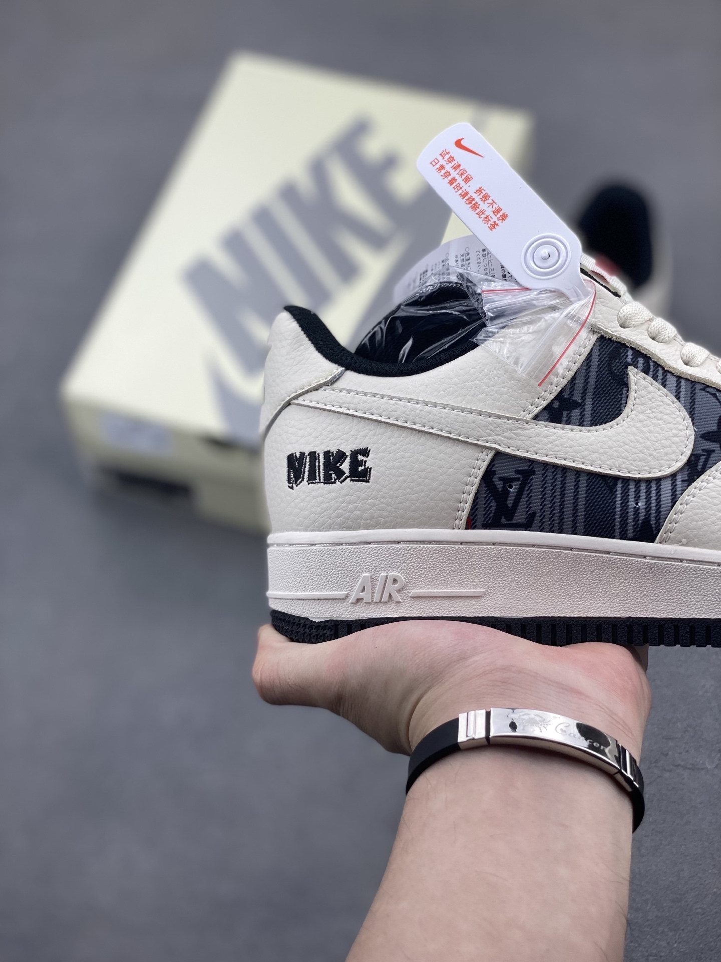 Nike Air Force 1 '07 Low Sneakers - Limited Edition, Supreme Collaboration 6 i1747758200910 8767 0 4