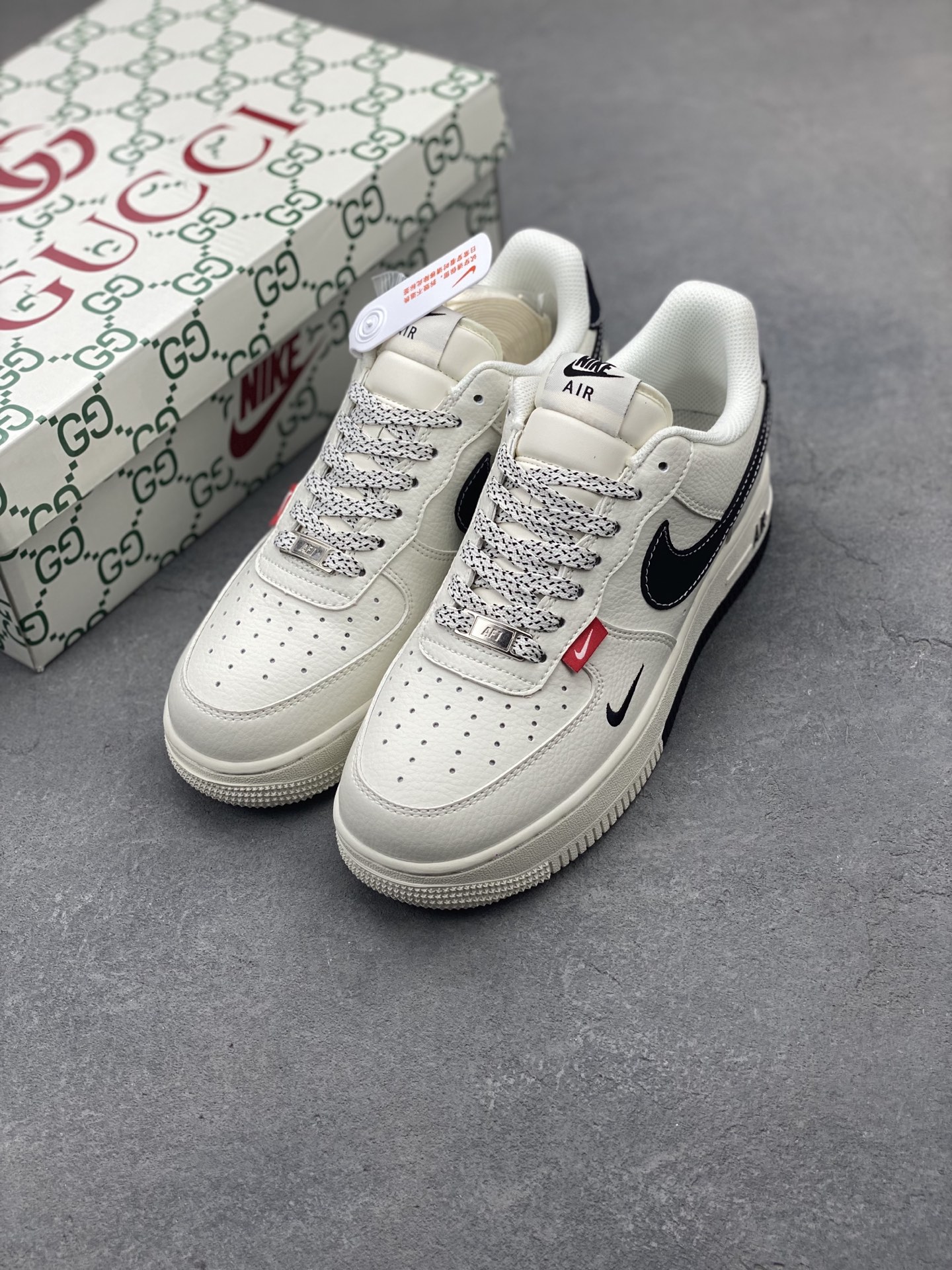 Nike Air Force 1 '07 Low White/Black Custom Sneakers 9 i1747758289744 201 0 7