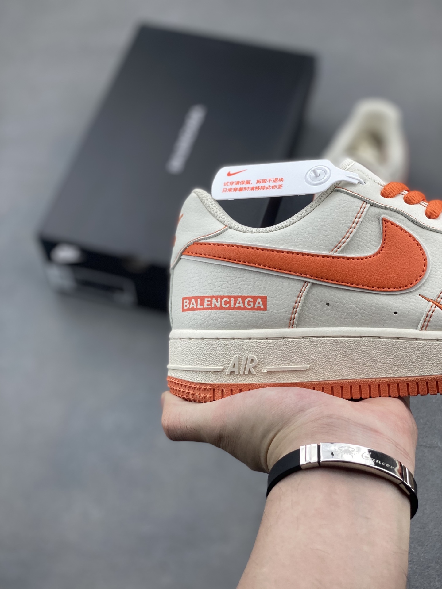 Nike Air Force 1 '07 Low Orange/White Sneakers Limited Edition 6 i1747758329488 2730 0 4