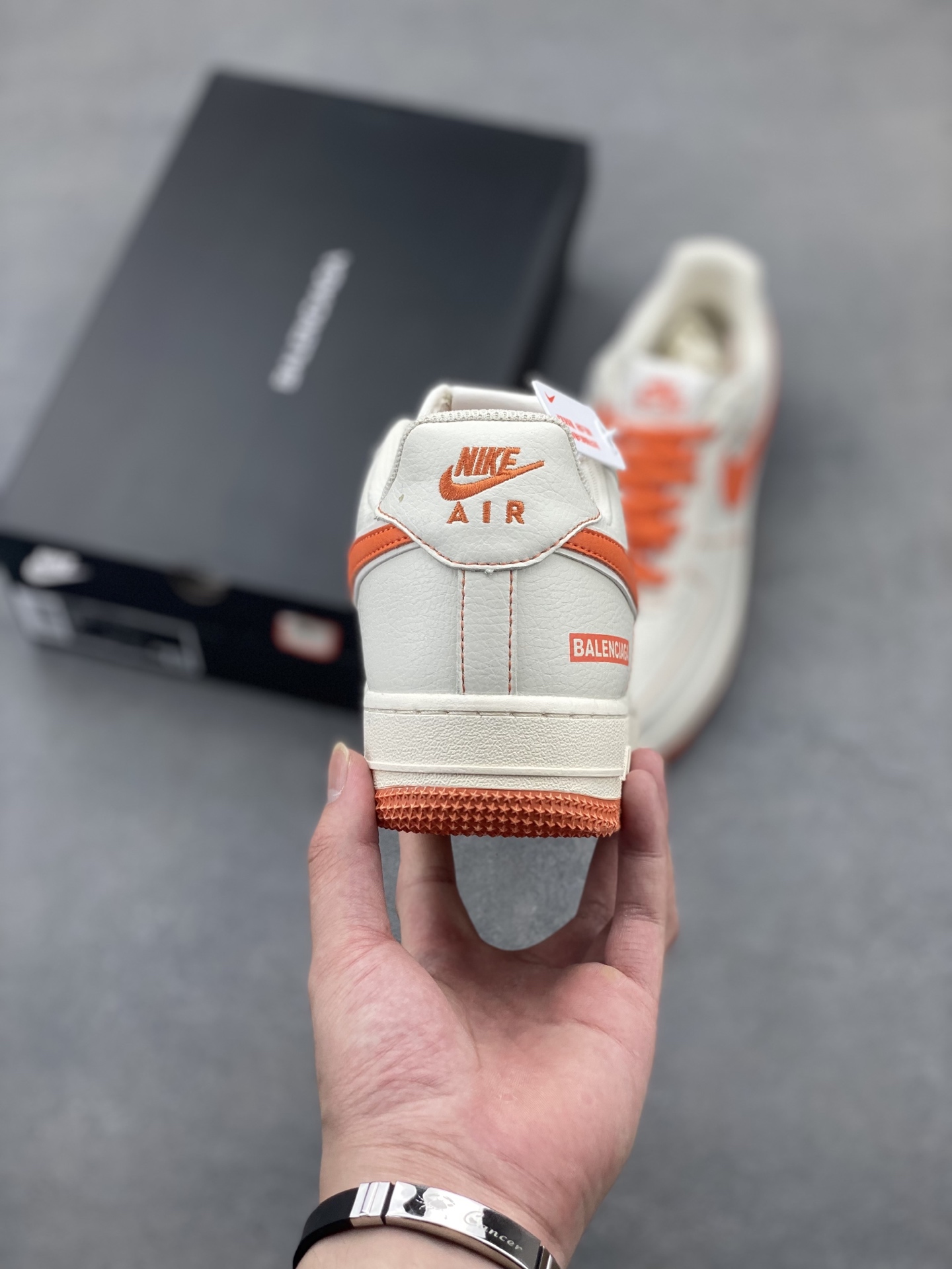 Nike Air Force 1 '07 Low Orange/White Sneakers Limited Edition 5 i1747758329649 2191 0 3