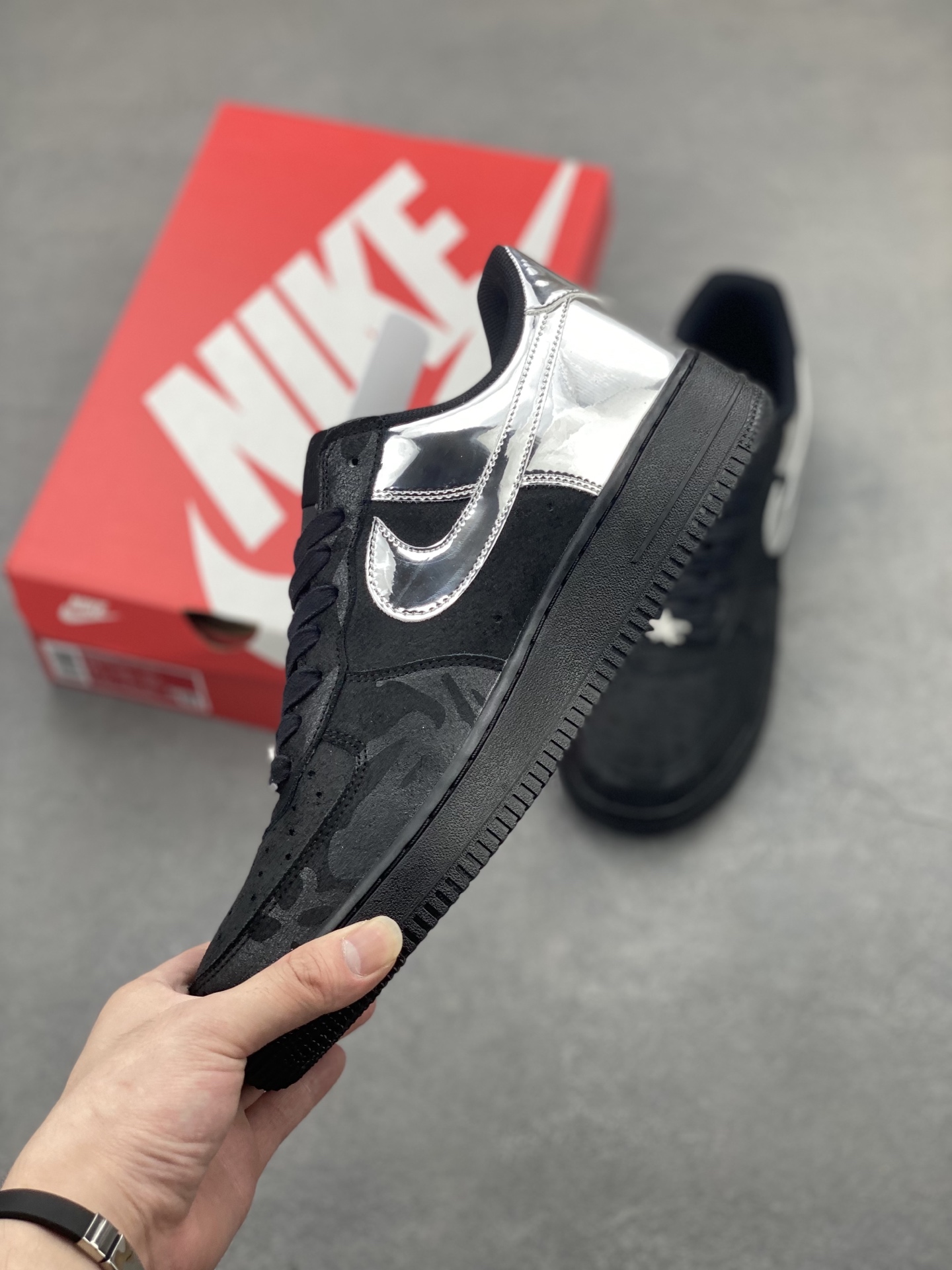 Nike Air Force 1 '07 Low Black/Silver Limited Edition Sneakers 4 i1747758379738 5502 0 2