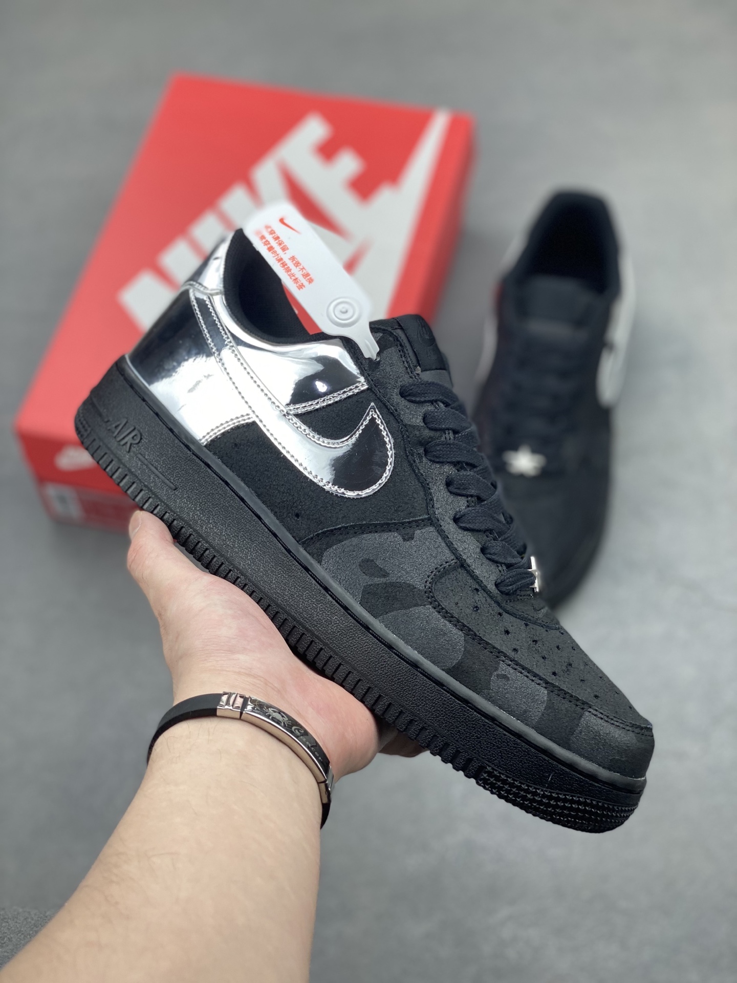 Nike Air Force 1 '07 Low Black/Silver Limited Edition Sneakers 2 i1747758396907 7035 0 0