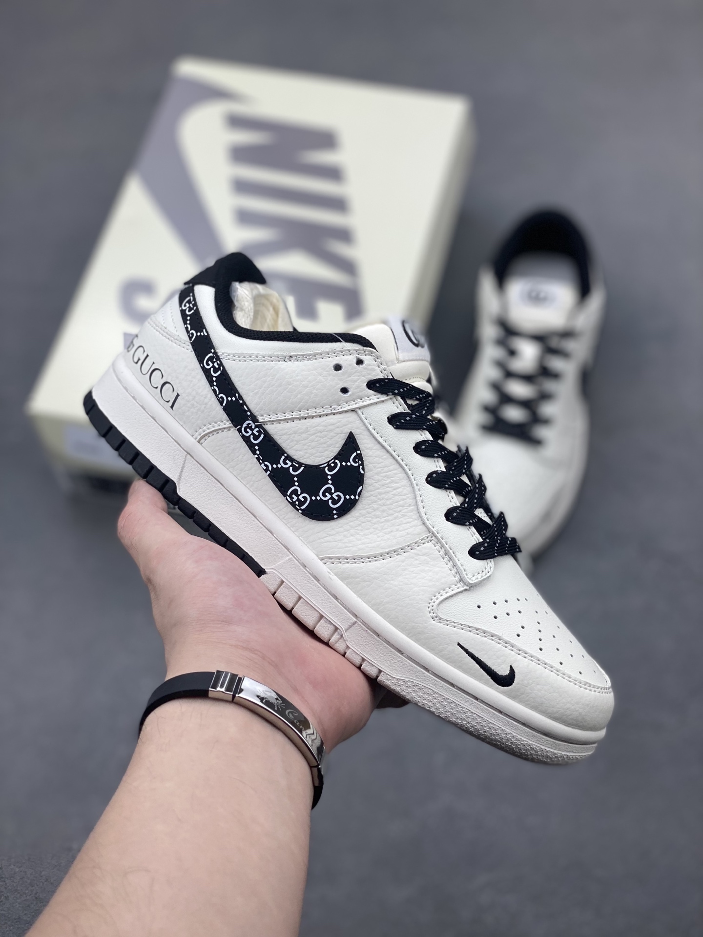 Nike SB Dunk Low Custom Sneakers - Premium Leather, Perfect Detailing 1 i1747759137992 5938 0 0