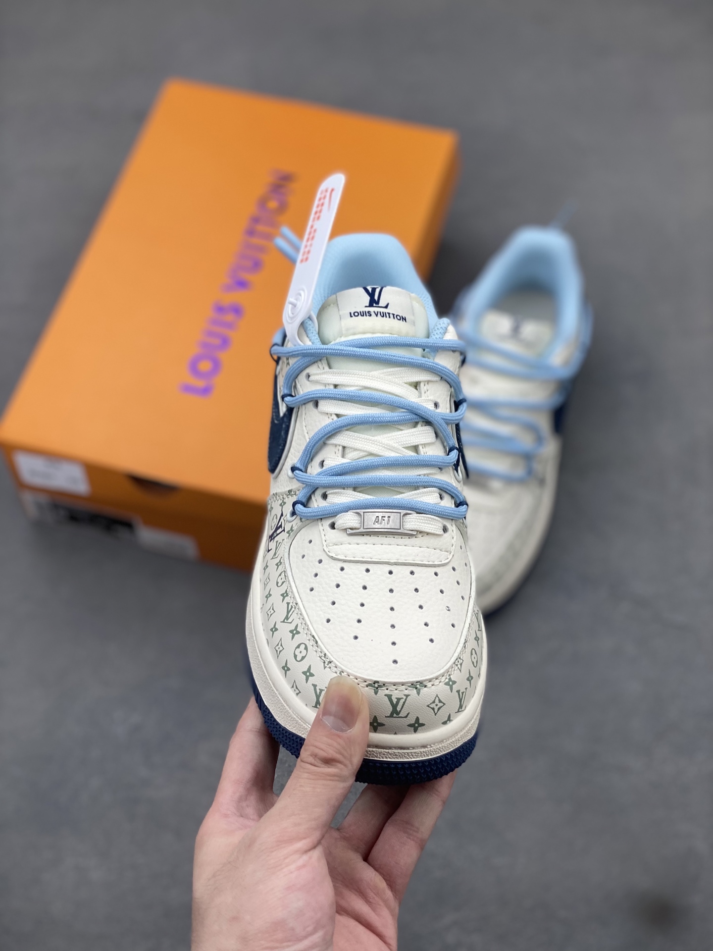 Nike Air Force 1 '07 Low Louis Vuitton Edition Sneakers - Limited Release 3 i1747844335651 8606 0 1
