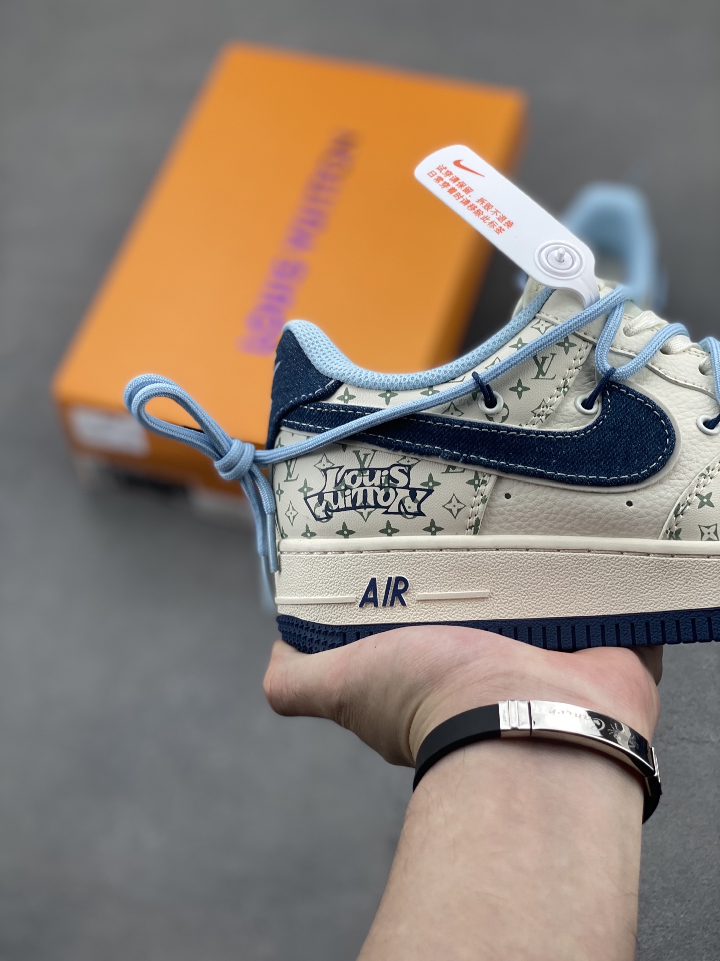 Nike Air Force 1 '07 Low Louis Vuitton Edition Sneakers - Limited Release 6 i1747844336630 3410 0 4