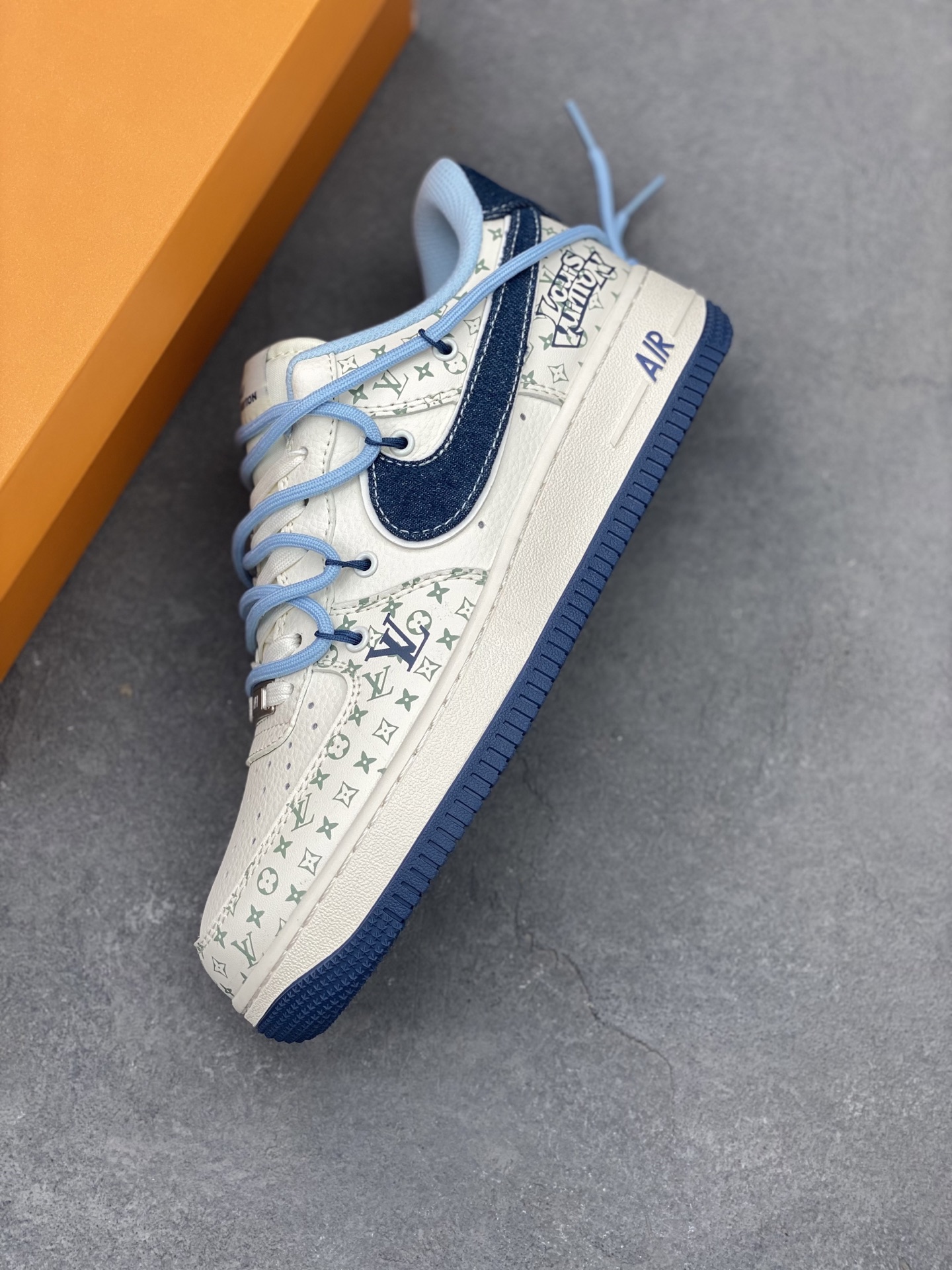 Nike Air Force 1 '07 Low Louis Vuitton Edition Sneakers - Limited Release 8 i1747844337509 4052 0 6